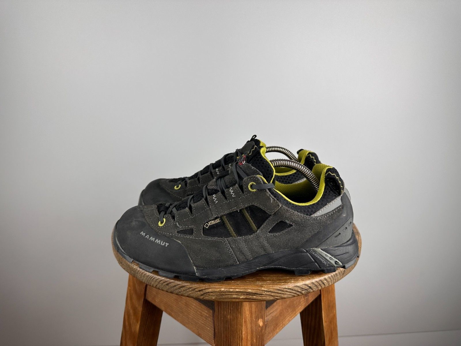 Mammut Mammut Redburn Low GTX gore Tex shoes size US7.5 UK6 EUR39 Size US 7.5 / IT 37.5 - 1 Thumbnail