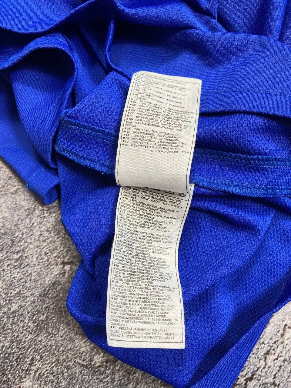 Nike Exclusive NIKE MUFC Blue AIG Sponsor Shirt Size US XL / EU 56 / 4 - 11 Thumbnail
