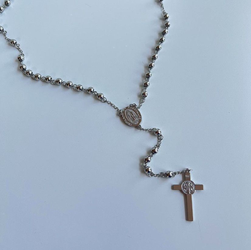 Jewelry Y2K 2000s chrome silver rosary bead necklace Size ONE SIZE - 7 Thumbnail