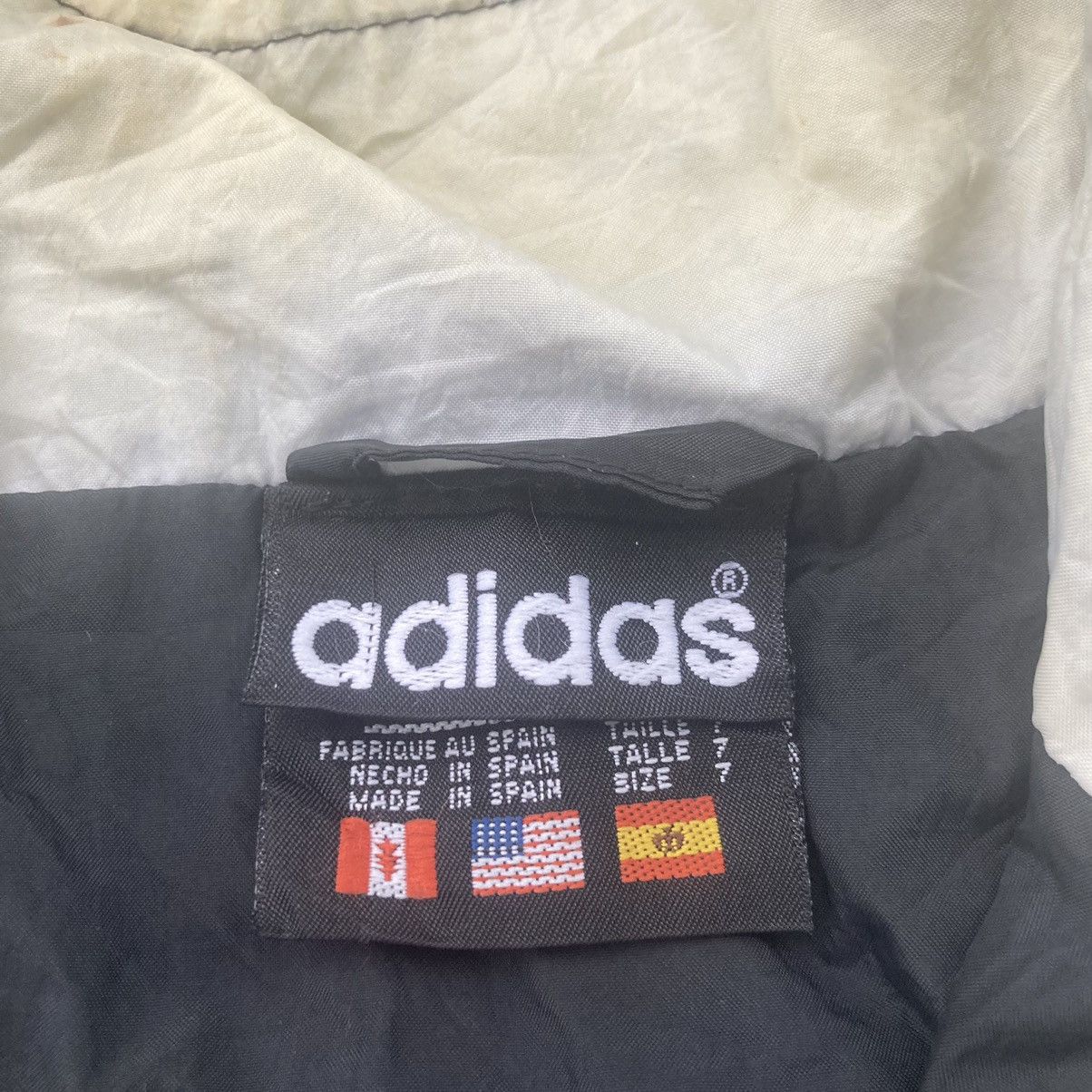 Adidas VINTAGE ADIDAS BIG LOGO WINDBREAKER Size US XL / EU 56 / 4 - 10 Thumbnail