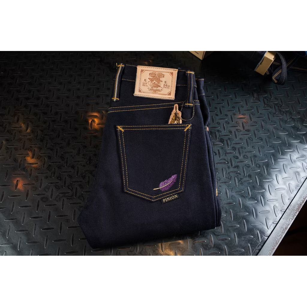 Japanese Brand Pinion 24 oz Okayama denim purple indigo x dark purple denim Size US 33 - 1 Thumbnail
