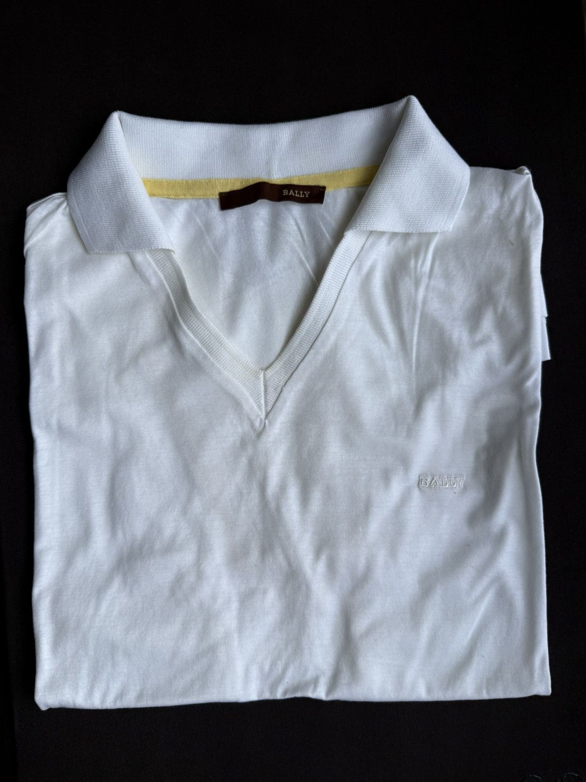 Bally Bally white polo 40/50 Size US M / EU 48-50 / 2 - 2 Thumbnail