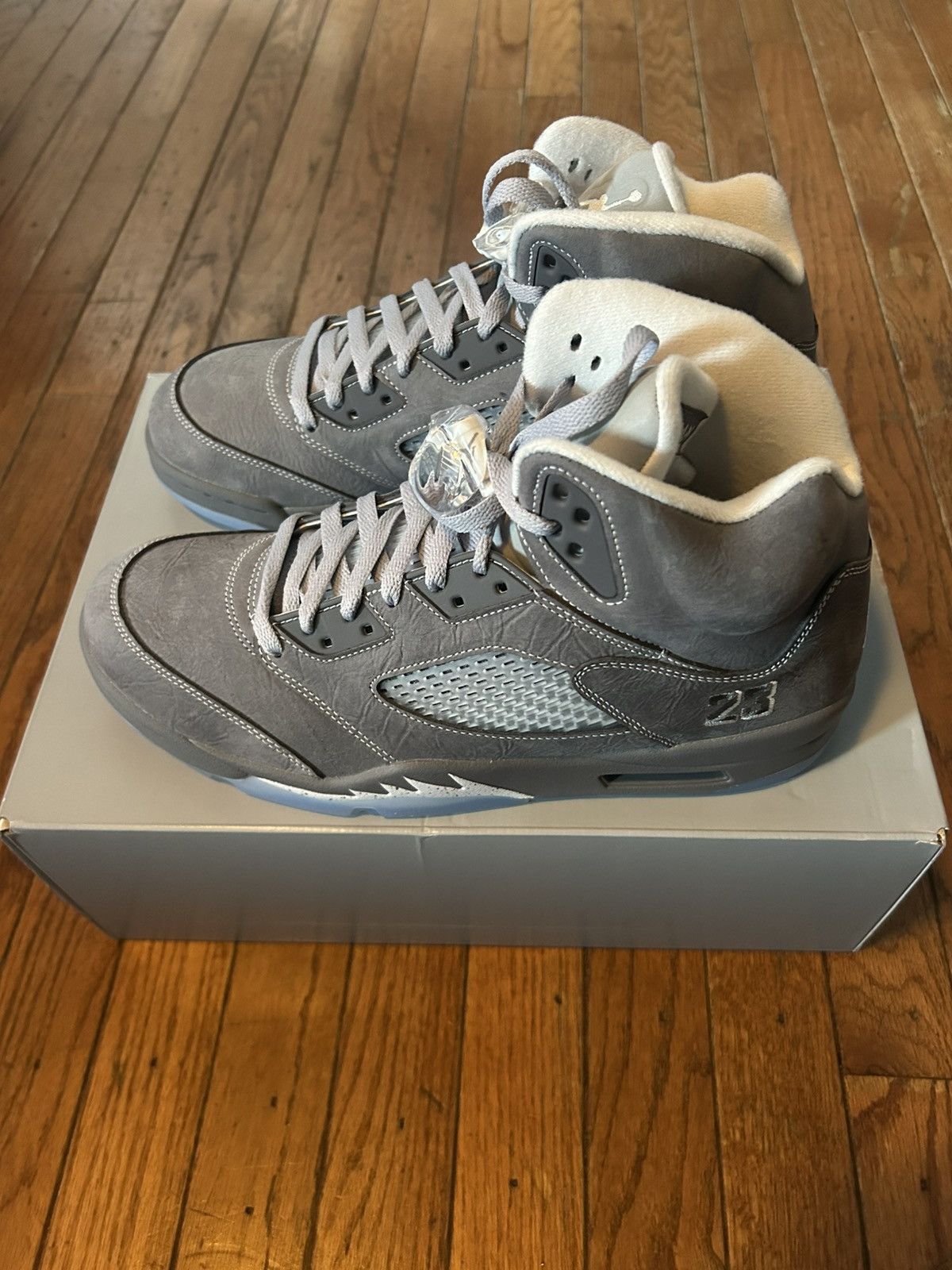 Nike Air Jordan 5 Retro Wolf Grey - Size 11.5 Size US 11.5 / EU 44-45 - 2 Thumbnail