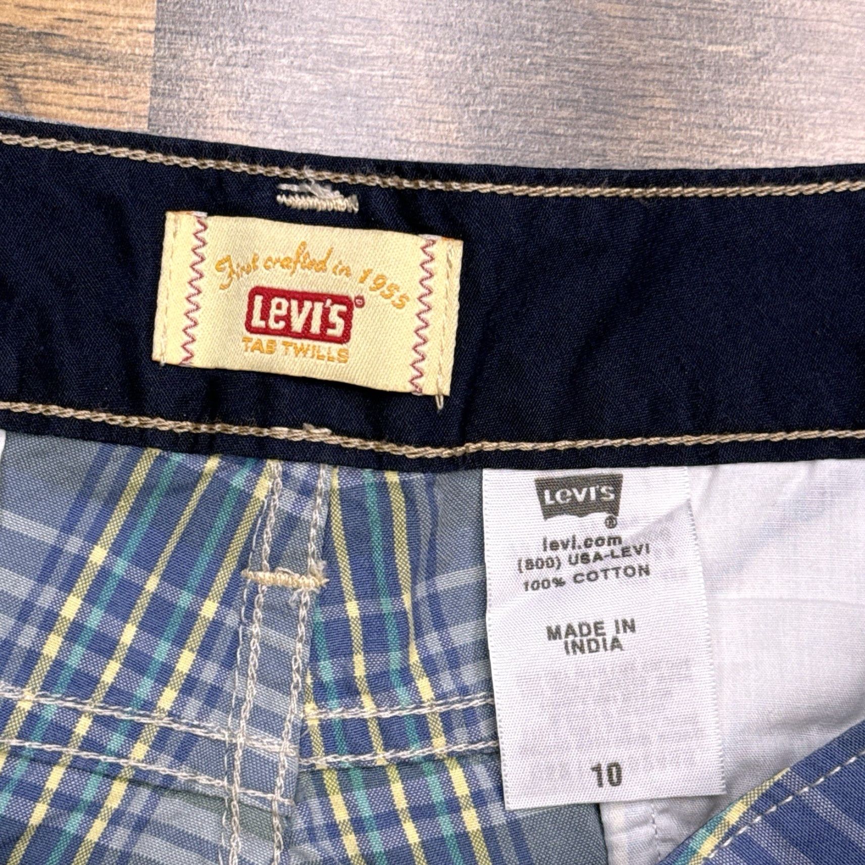 Levi's Levis Bermuda Shorts Womens 10 Blue Plaid Twill Belt 2005 New Size 32" / US 10 / IT 46 - 5 Thumbnail