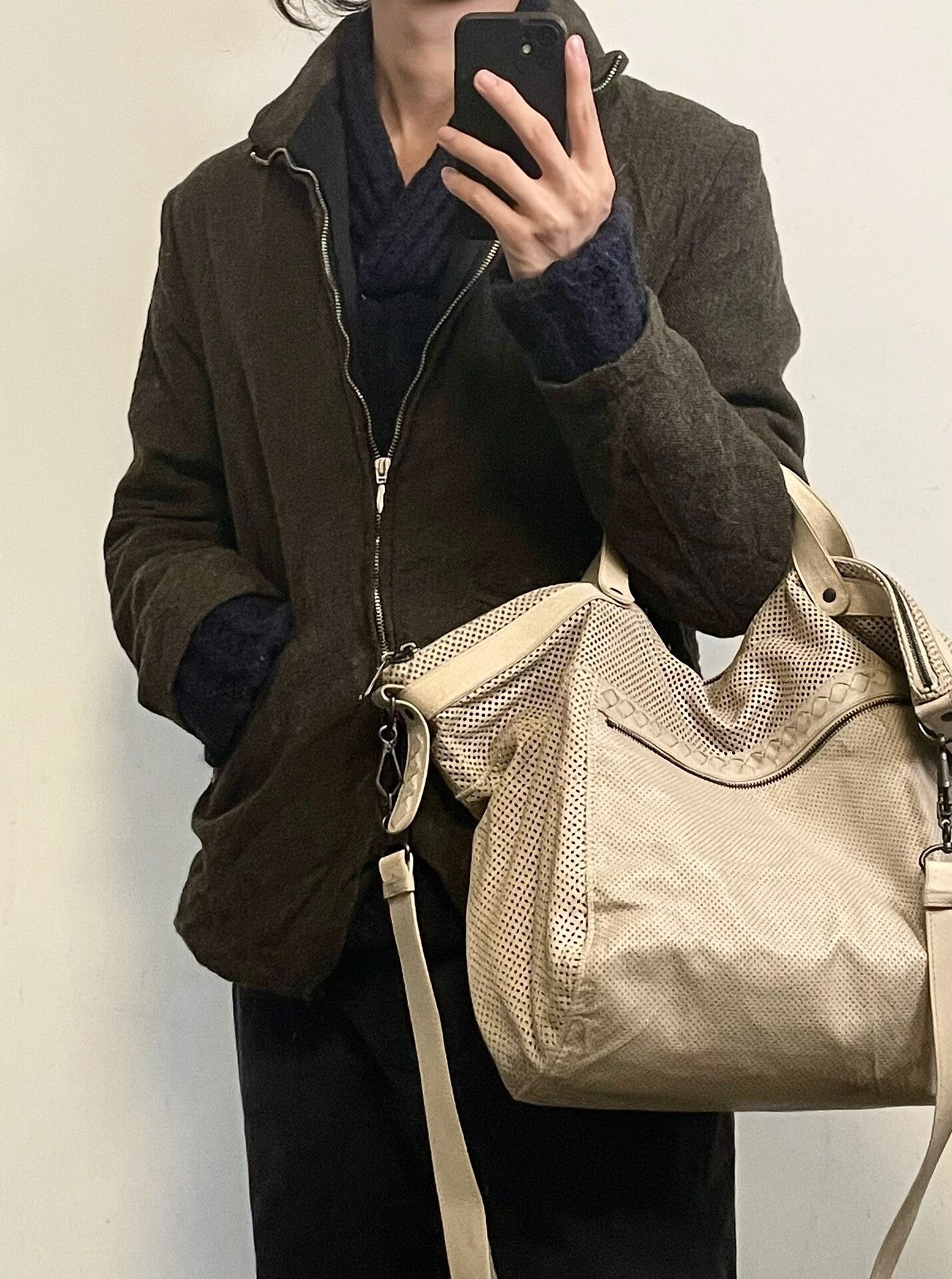 Bottega Veneta Bottega Veneta Women's Travel Tote Bag Size ONE SIZE - 1 Thumbnail