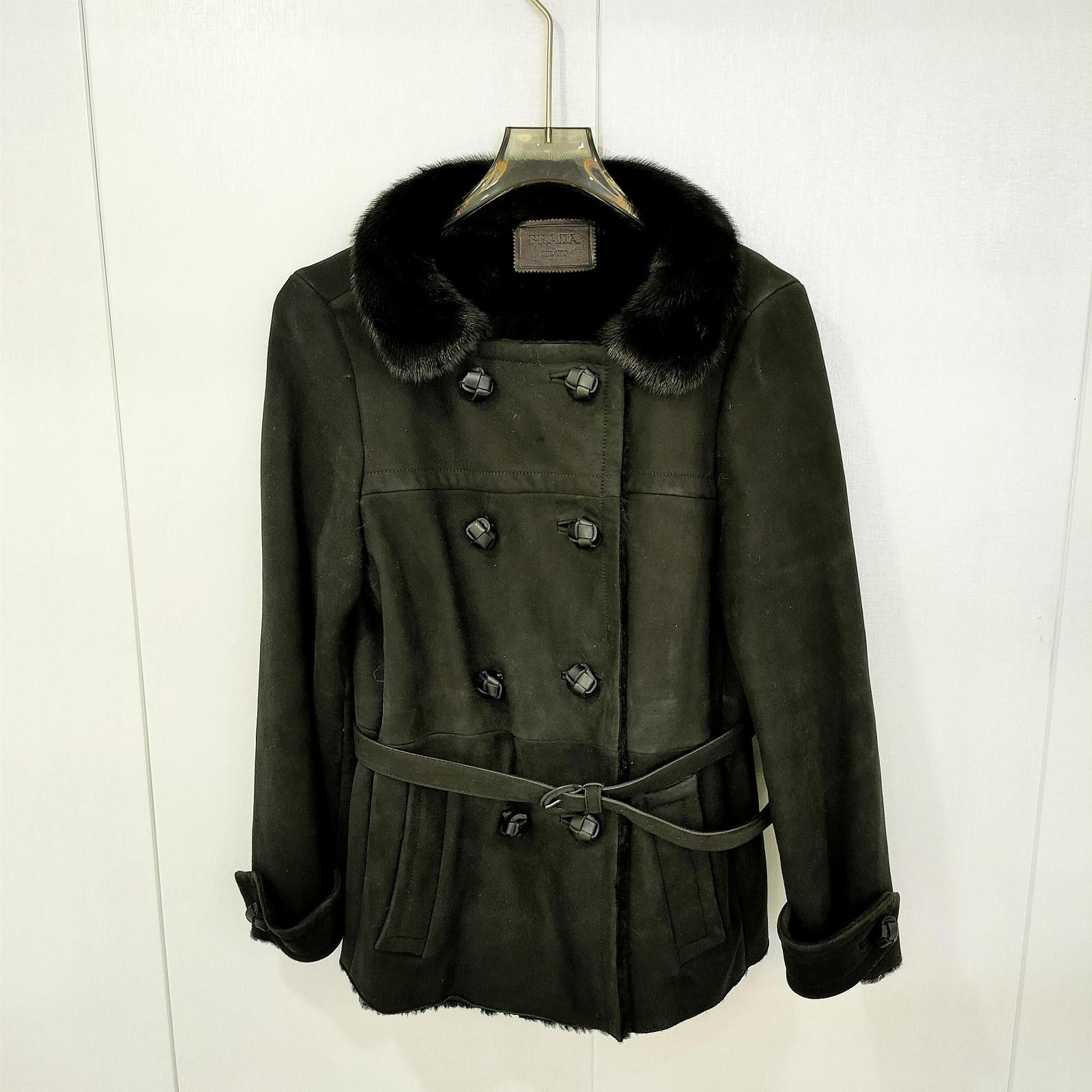 Prada Prada Double Breasted Shearling Coat Size 42 Size M / US 6-8 / IT 42-44 - 1 Thumbnail