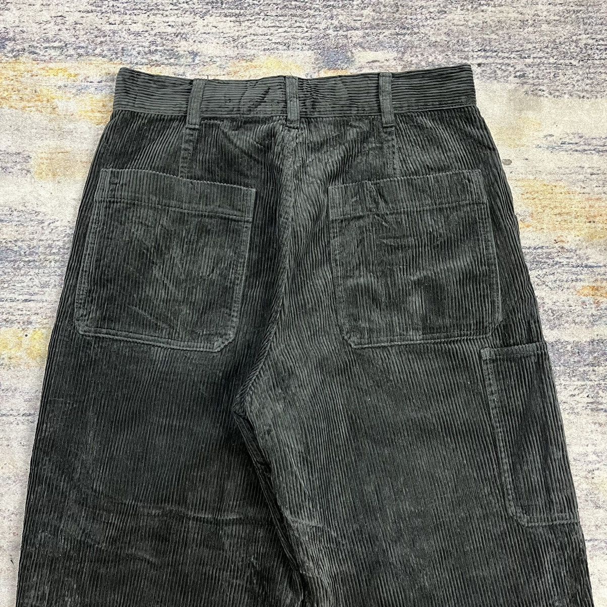 Uniqlo Uniqlo U corduroy baggy pants grey Size US 30 / EU 46 - 4 Thumbnail