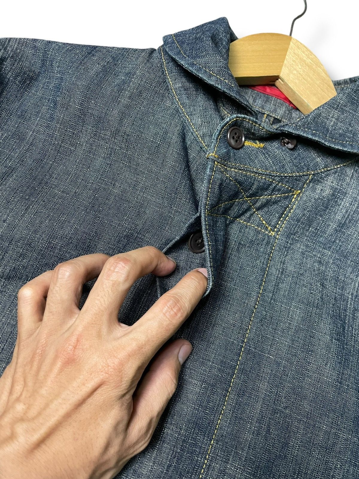 Japanese Brand × Vintage Vintage 23 Homme Hidden Button Denim Jacket (83) Size US XXS / EU 40 - 3 Thumbnail