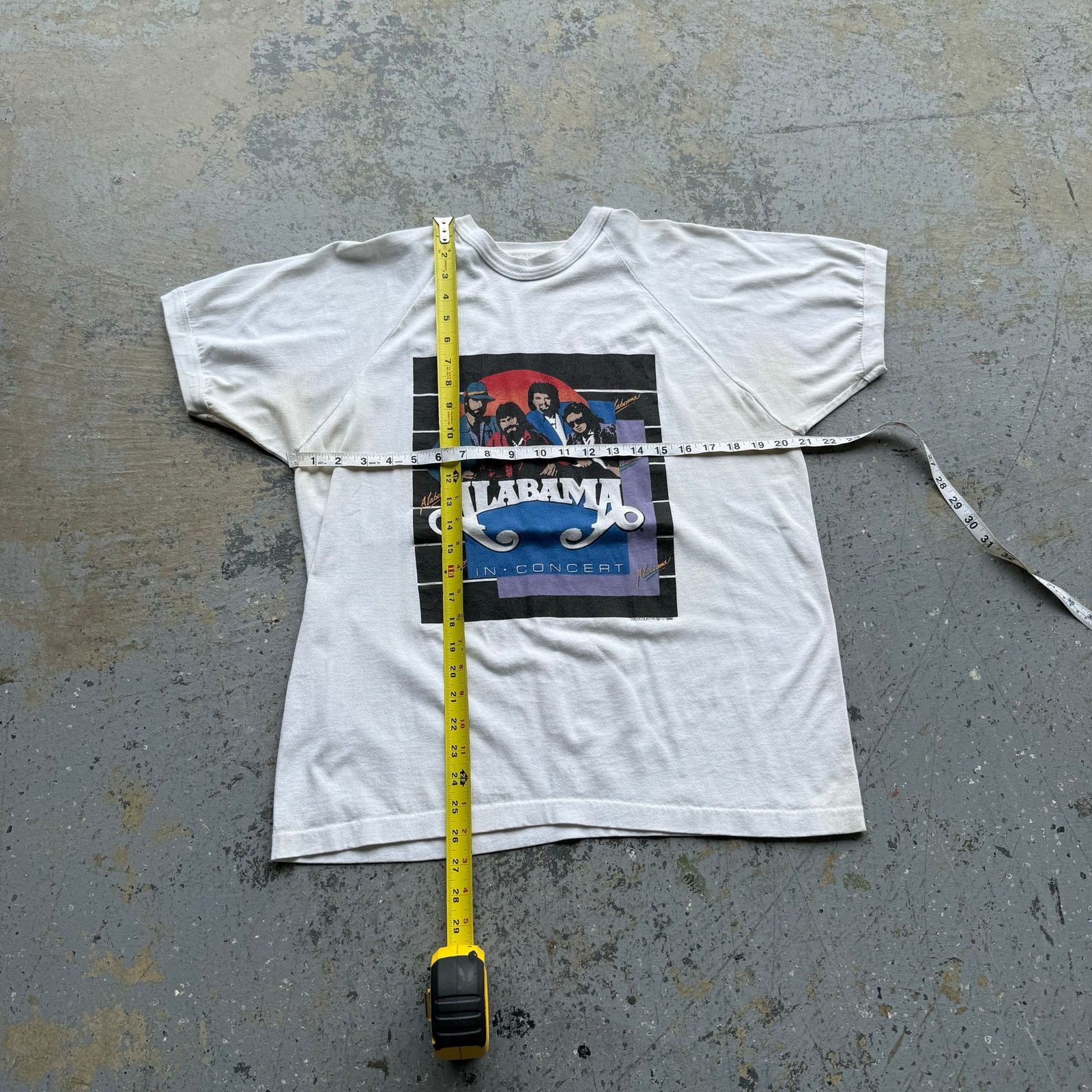 Vintage Vintage 80’s Alabama Just Us In Concert Tour Tee Size US XL / EU 56 / 4 - 9 Thumbnail