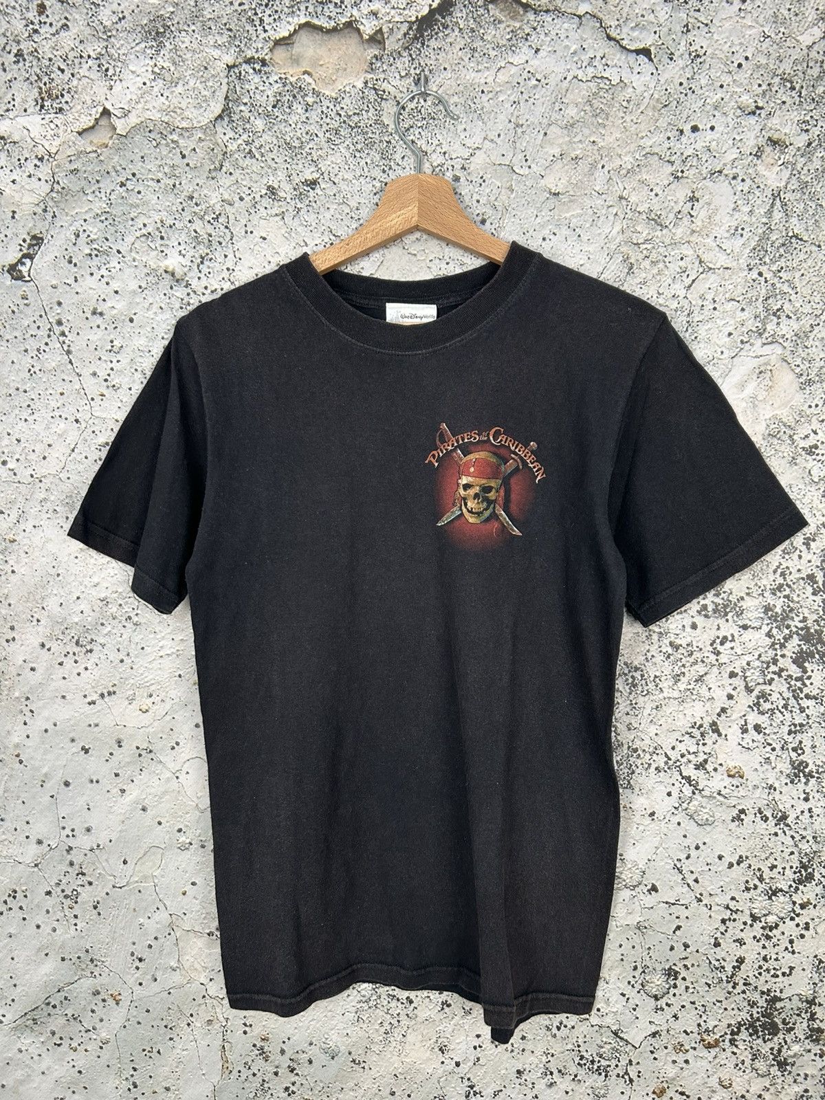 Disney Vintage Disney Pirates Of The Caribbean Movie Graphic Tee Size US S / EU 44-46 / 1 - 4 Thumbnail