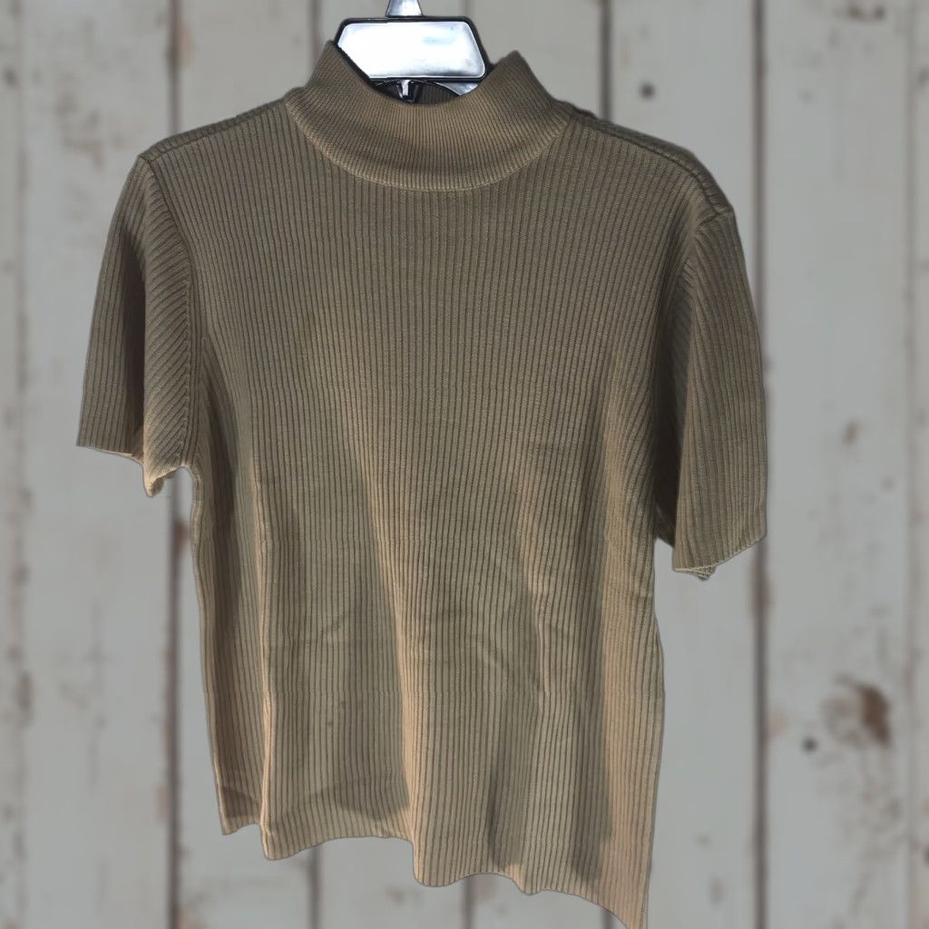 Vintage Studio Works Lightweight Beige Mock Neck Sweater Womens Size M - Cap Sleeve, Casual, Comfort Size M / US 6-8 / IT 42-44 - 1 Thumbnail