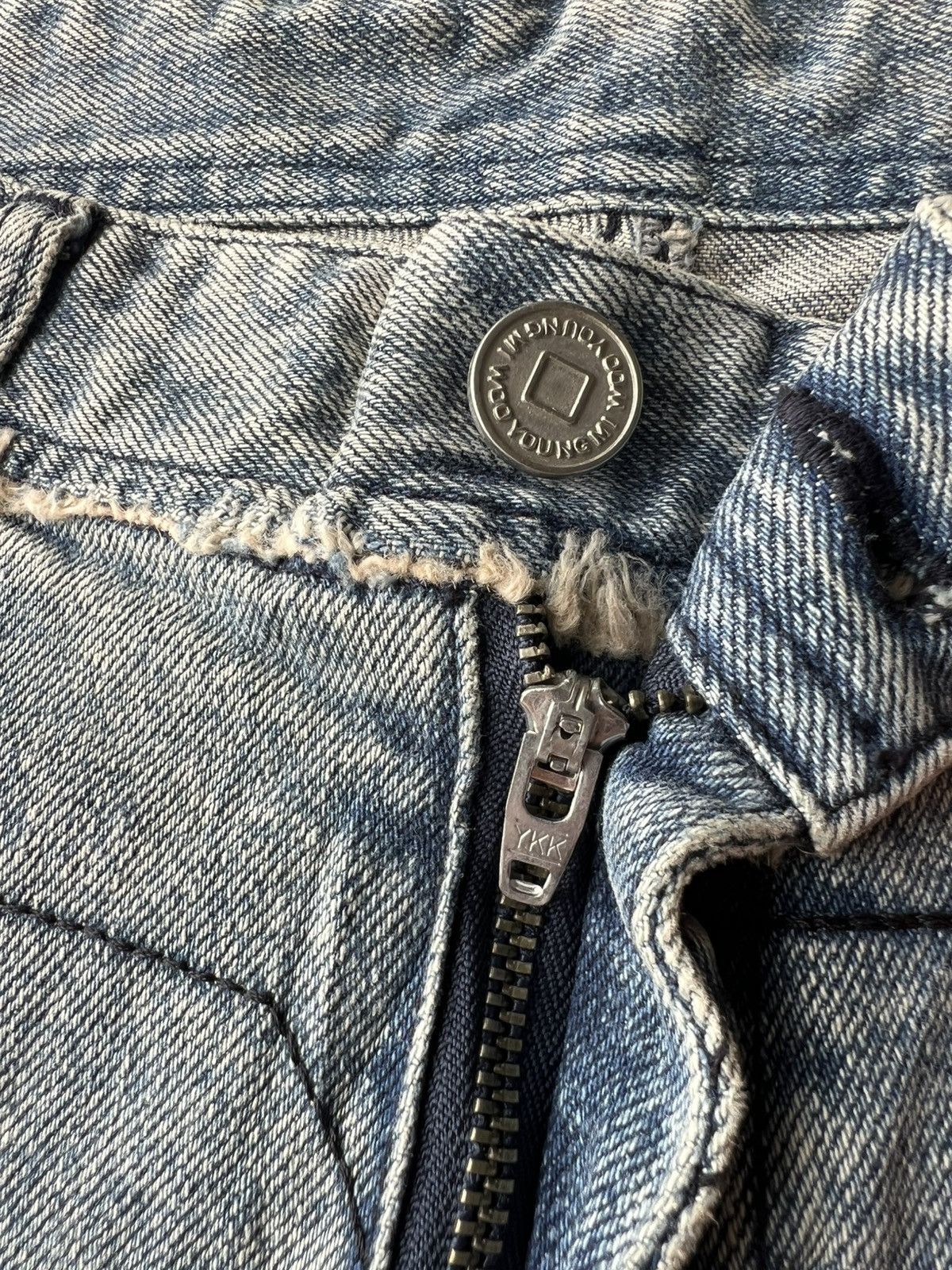 Wooyoungmi ARCHIVE FW18 Wooyoungmi Wave Cut Raw Hem Distressed Denim Size US 34 / EU 50 - 5 Thumbnail