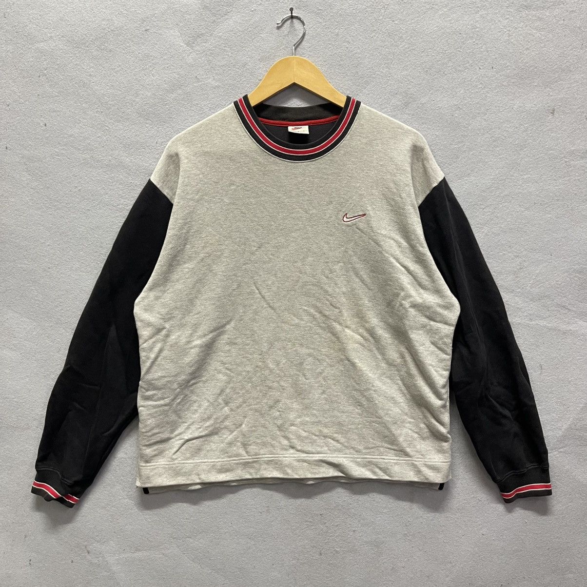 Nike Vintage Nike Two-Tone Long Sleeve Crewneck Size US L / EU 52-54 / 3 - 1 Thumbnail