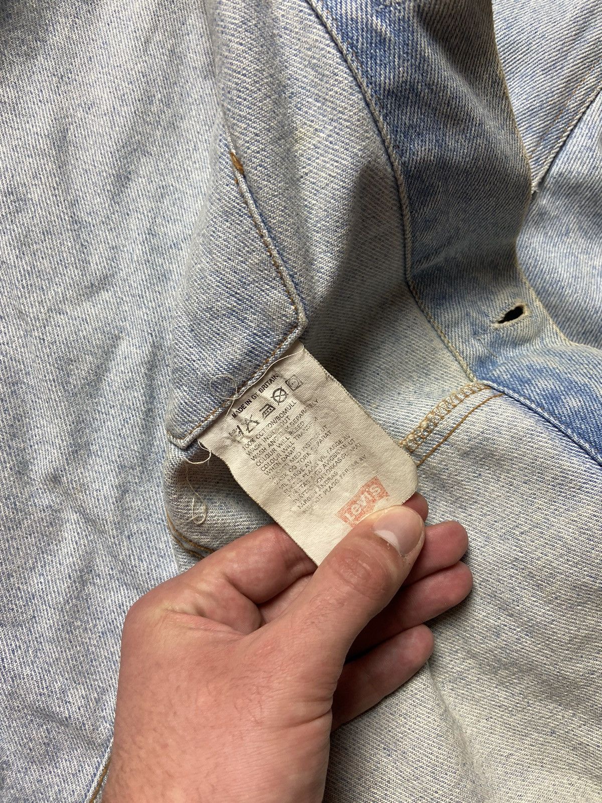 Levi's × Levi's Vintage Clothing Rare 90s Levi’s Denim Jacket Blue Distressed Jeans Size US XL / EU 56 / 4 - 11 Thumbnail