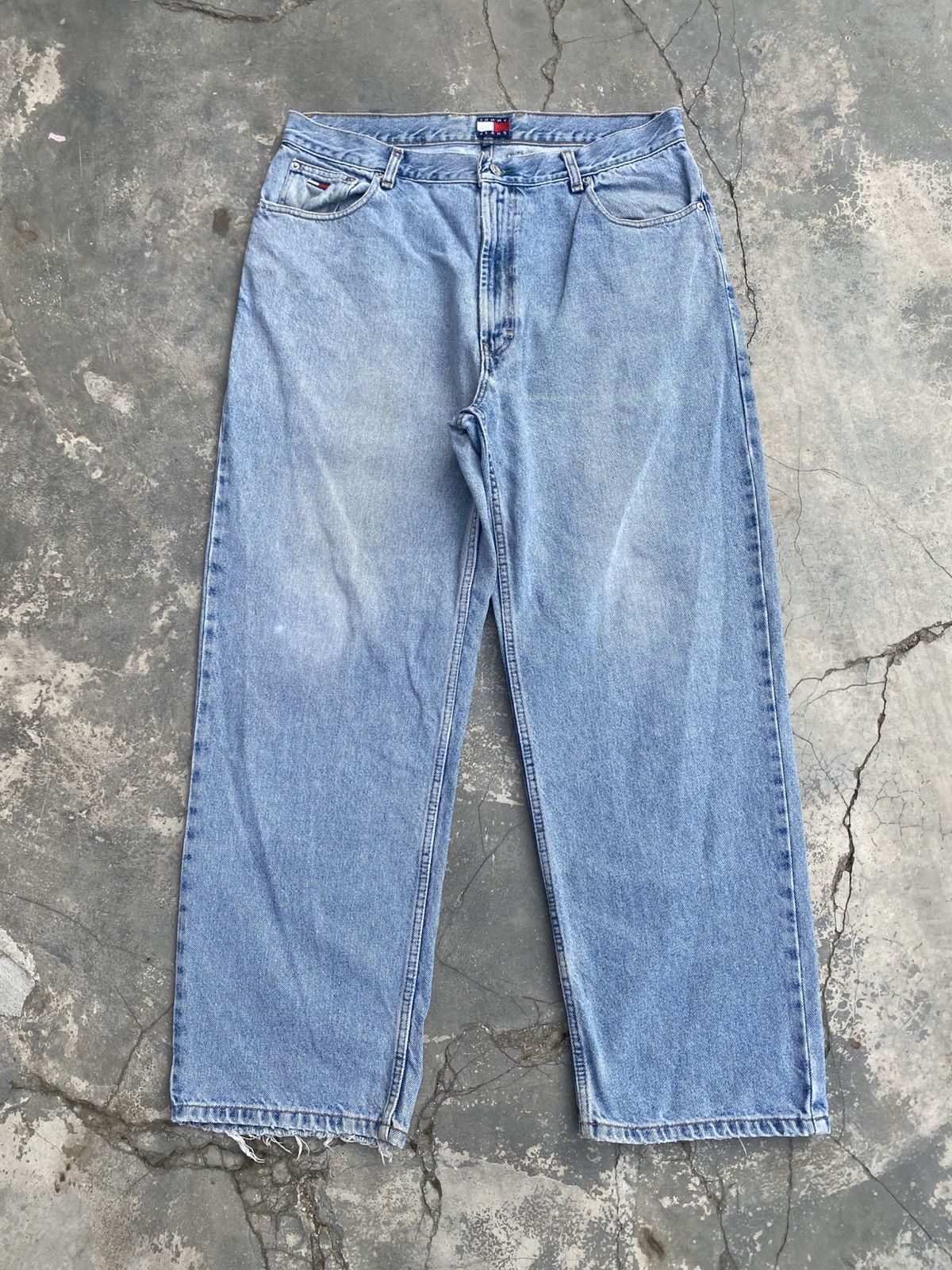 Tommy Hilfiger 1990s Tommy Hilfiger Baggy Jeans Size US 36 / EU 52 - 3 Thumbnail