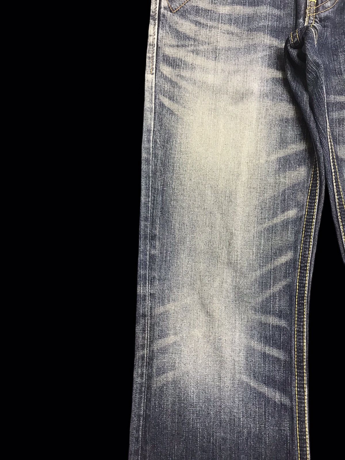 Wrangler 💥FLARE💥Archival Wrangler Stonewash Flare Denim F274 Size US 29 - 6 Thumbnail
