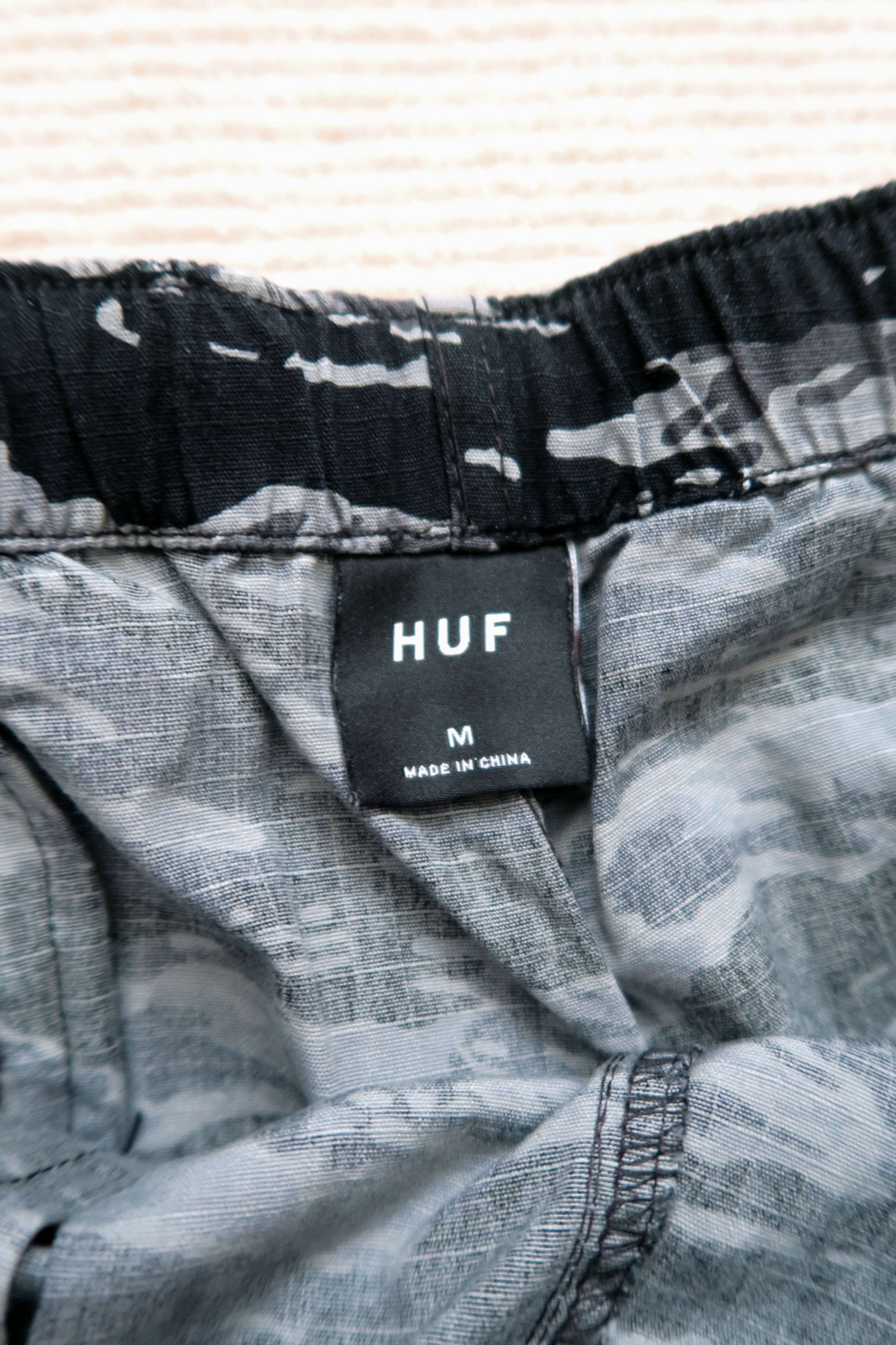 Huf HUF “Fxxk It” Tiger Army Camo Easy Shorts Size US 32 / EU 48 - 6 Thumbnail