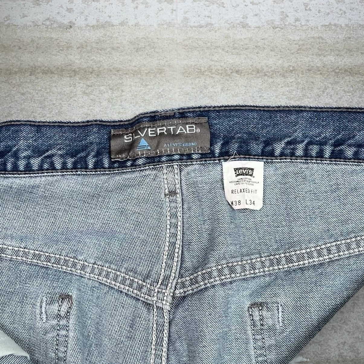 Levi's Vintage 90s Levis Silver Tab Jeans 38x34 Baggy Medium Wash Size US 38 / EU 54 - 4 Thumbnail