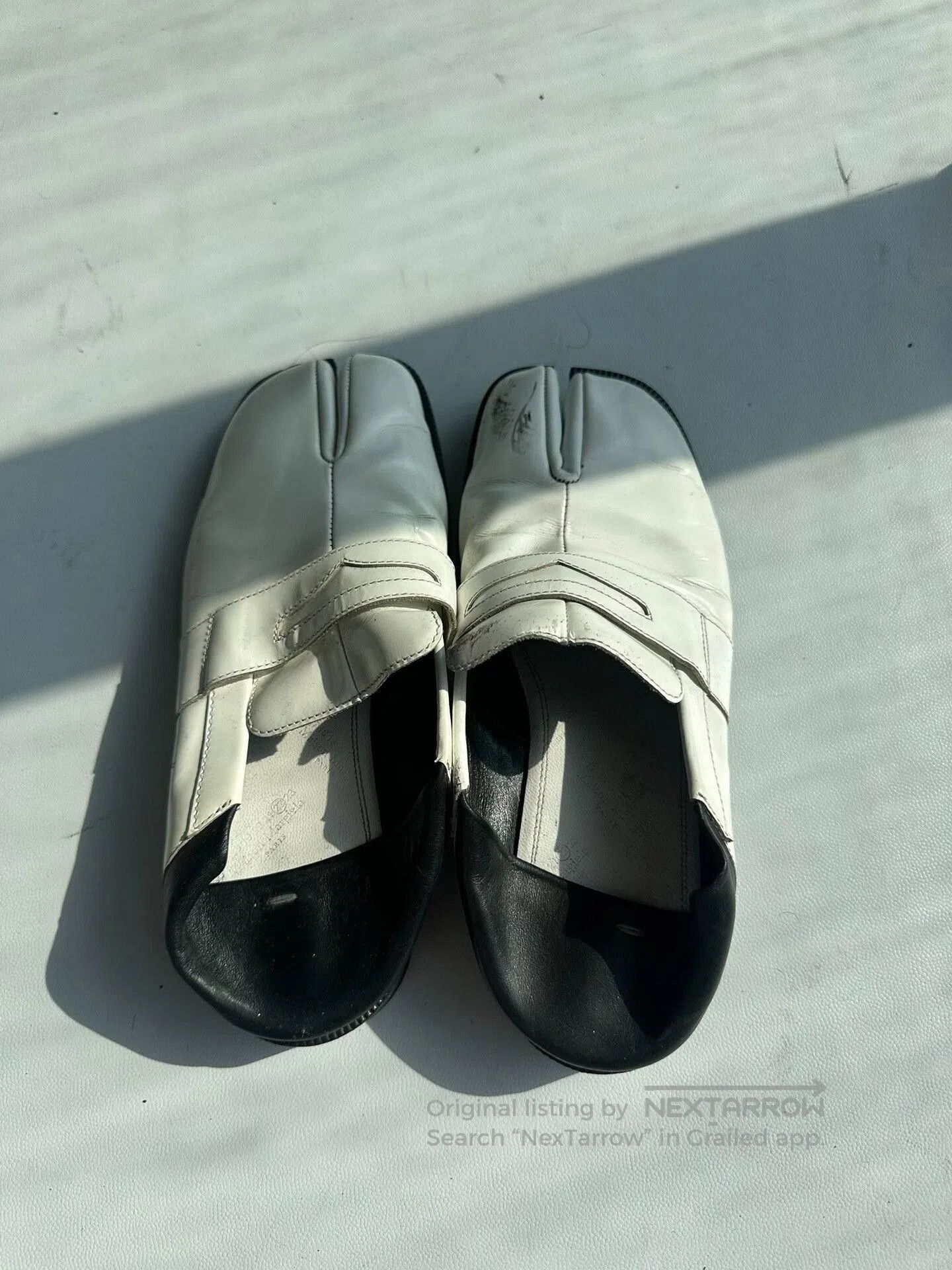 Maison Margiela Maison Margiela Tabi Loafers in Black and White. Size US 5.5 / IT 35.5 - 2 Thumbnail