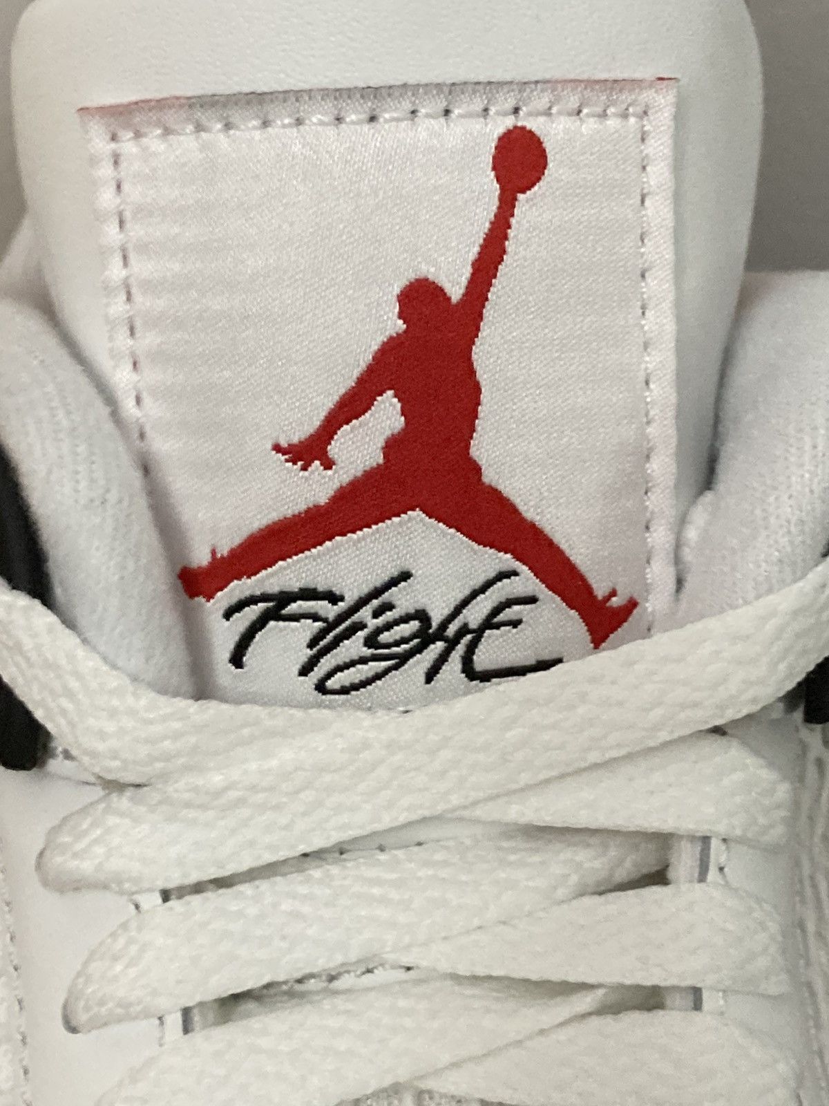 Nike Jordan 4 White Cement Size US 9 / EU 42 - 6 Thumbnail