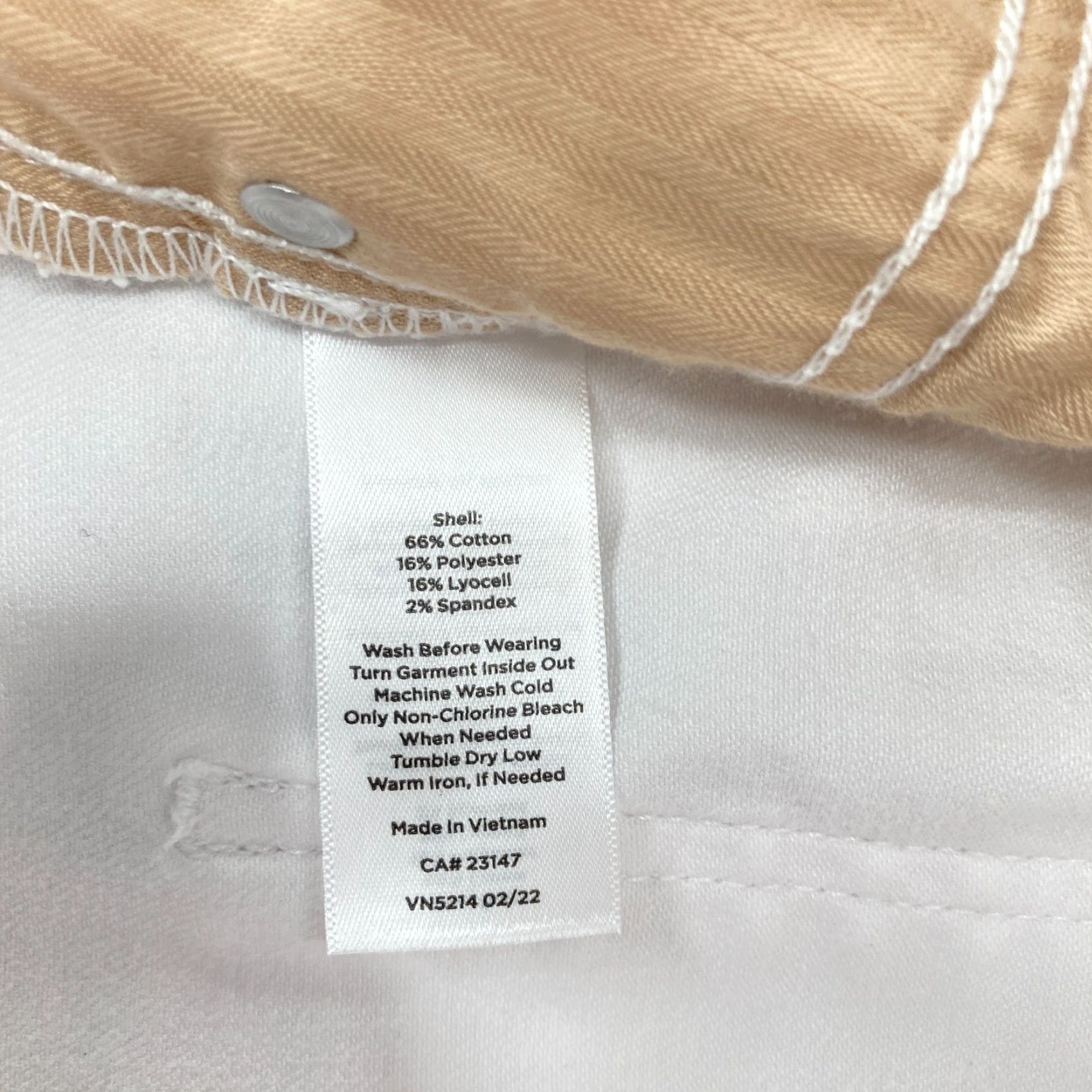 Talbots Talbots Jeans Women's Plus 18 Demi Boot Ankle White Stretch Denim Button Fly NWT Size 40" / US 18 - 6 Thumbnail