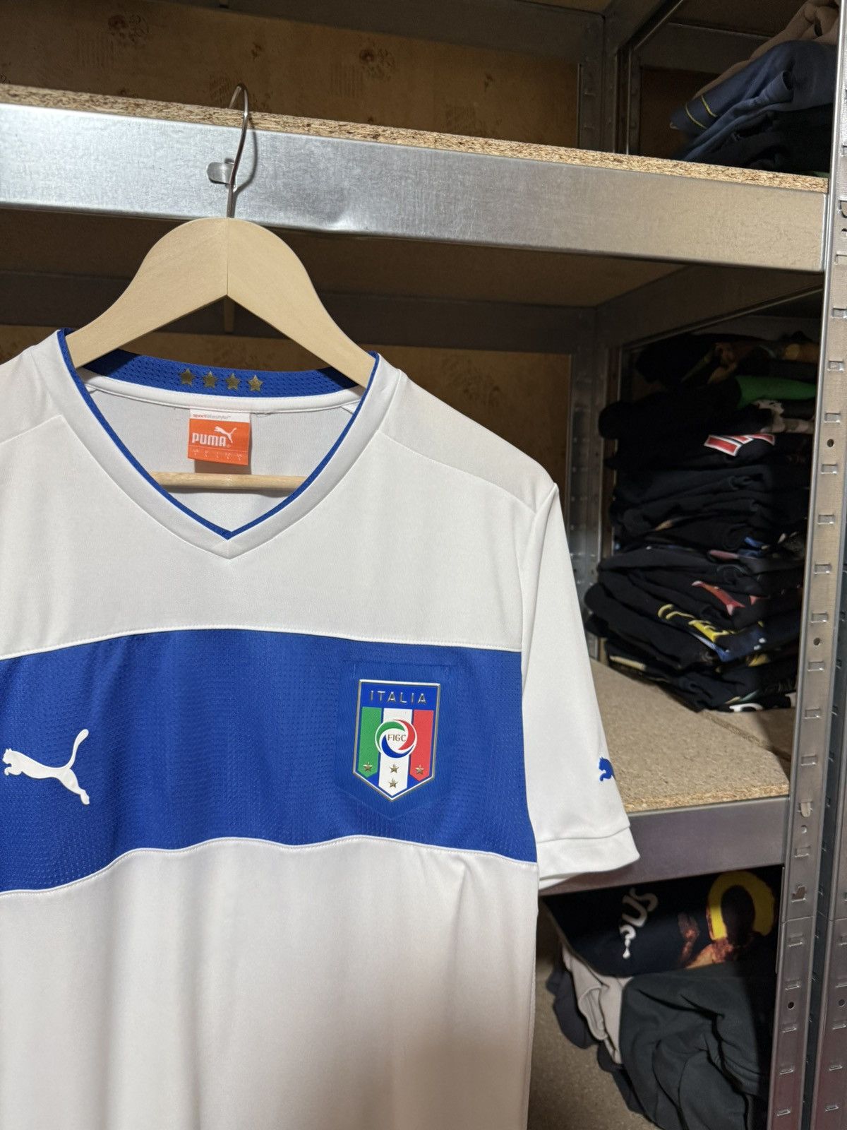 Puma × Vintage Vintage Puma Italy 2012 2013 Away Football Soccer Jersey Size US L / EU 52-54 / 3 - 4 Thumbnail