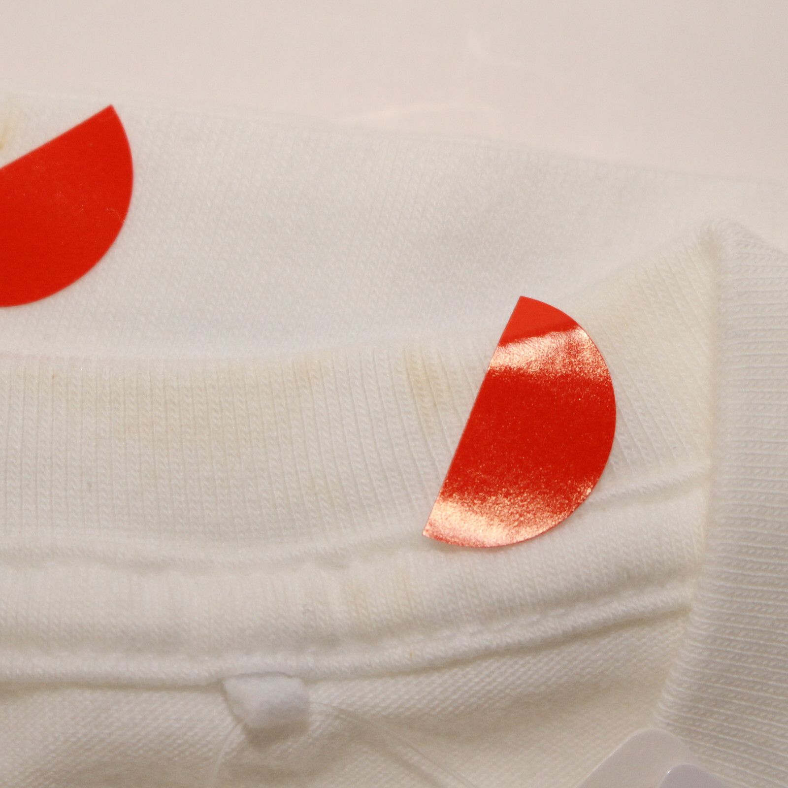 Kaws KAWS x Uniqlo Gone BFF Companion White Tee - Size XSmall (X Size US XS / EU 42 / 0 - 7 Thumbnail
