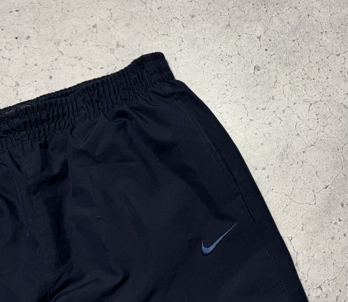 Nike Nike Vintage Nylon Baggy Track Pants Drill Swoosh Size M Size US 32 / EU 48 - 3 Thumbnail