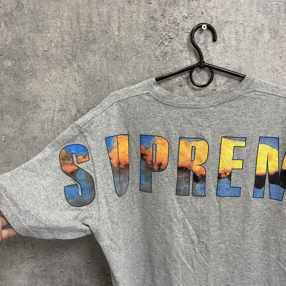 Supreme Supreme T-Shirt Big Logo Tee Size US L / EU 52-54 / 3 - 5 Thumbnail