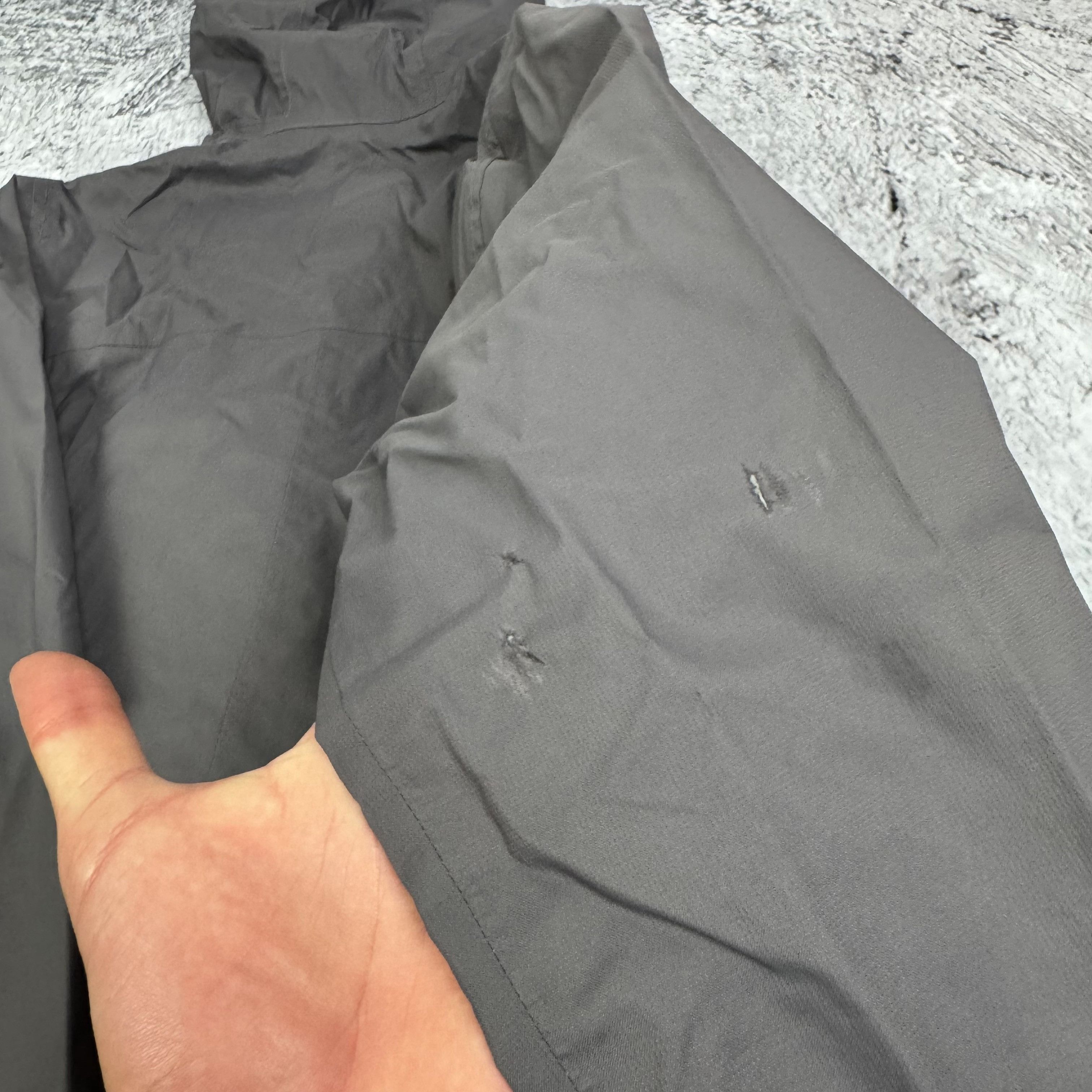The North Face Dryvent Women's Full Zip Windbreaker Jacket
