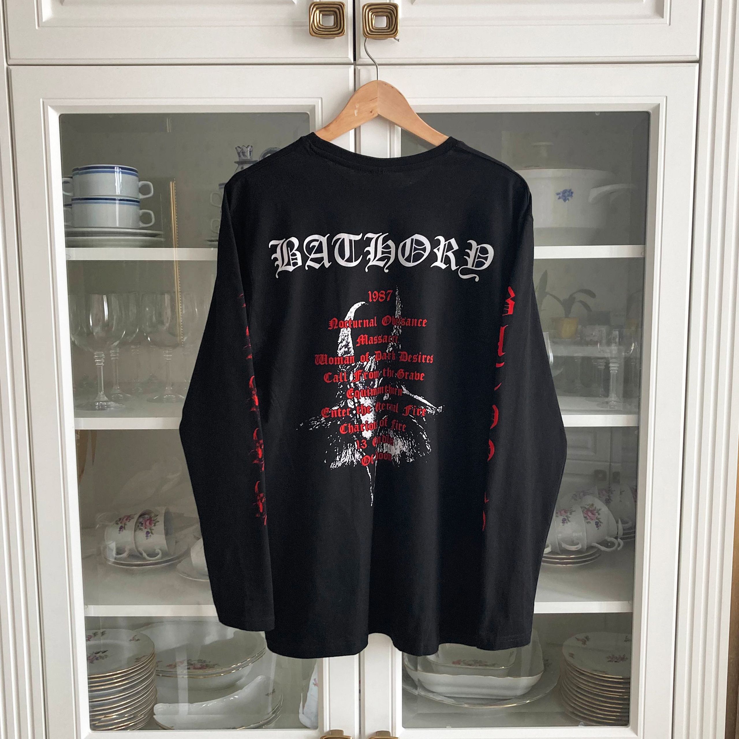 Band Tees Long Sleeve Bathory - (black metal, mayhem , venom , burzum) Size US L / EU 52-54 / 3 - 6 Thumbnail
