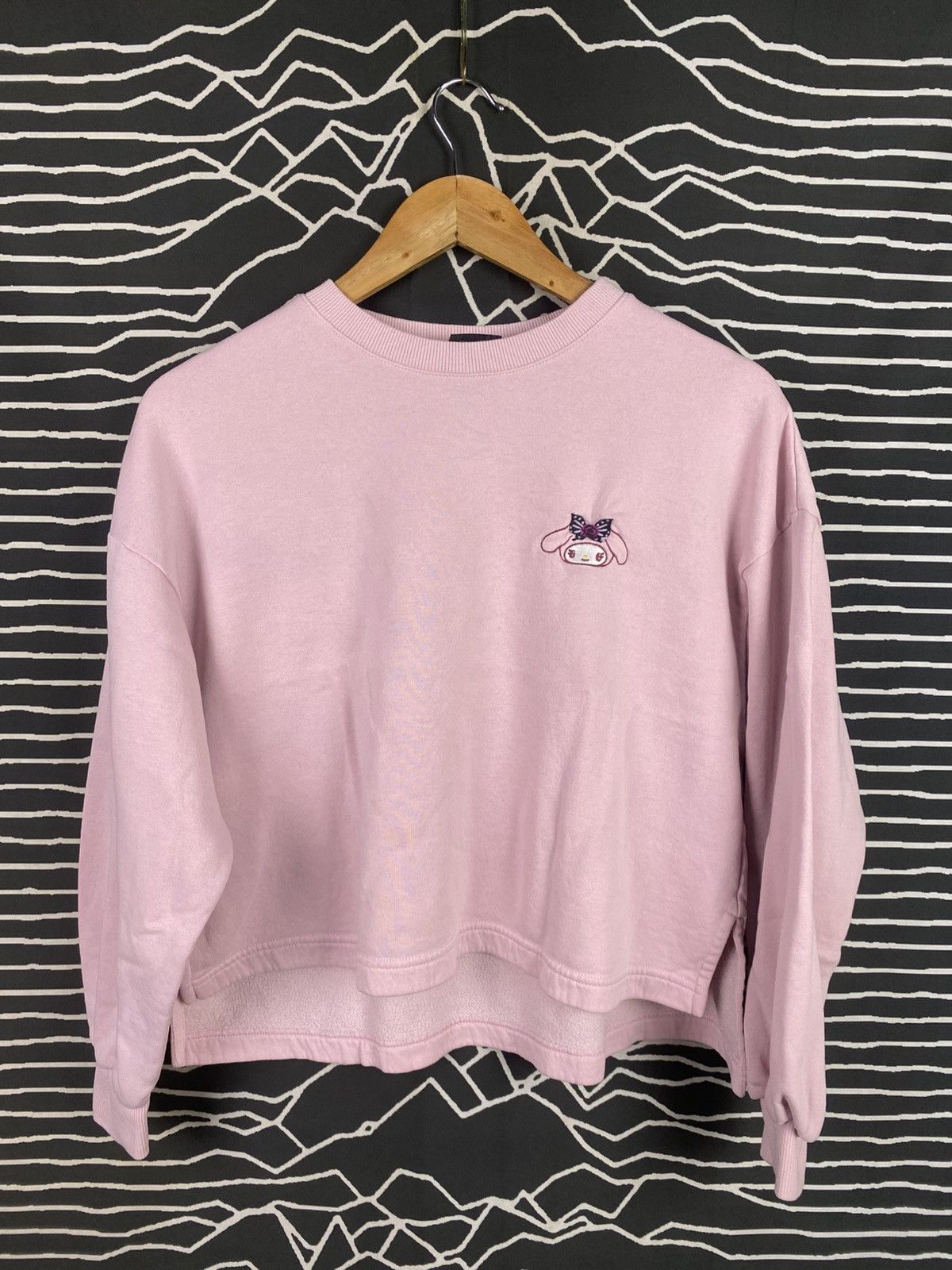 Anna Sui Anna Sui X GU Crop Top Sweatshirt Size S / US 4 / IT 40 - 1 Thumbnail
