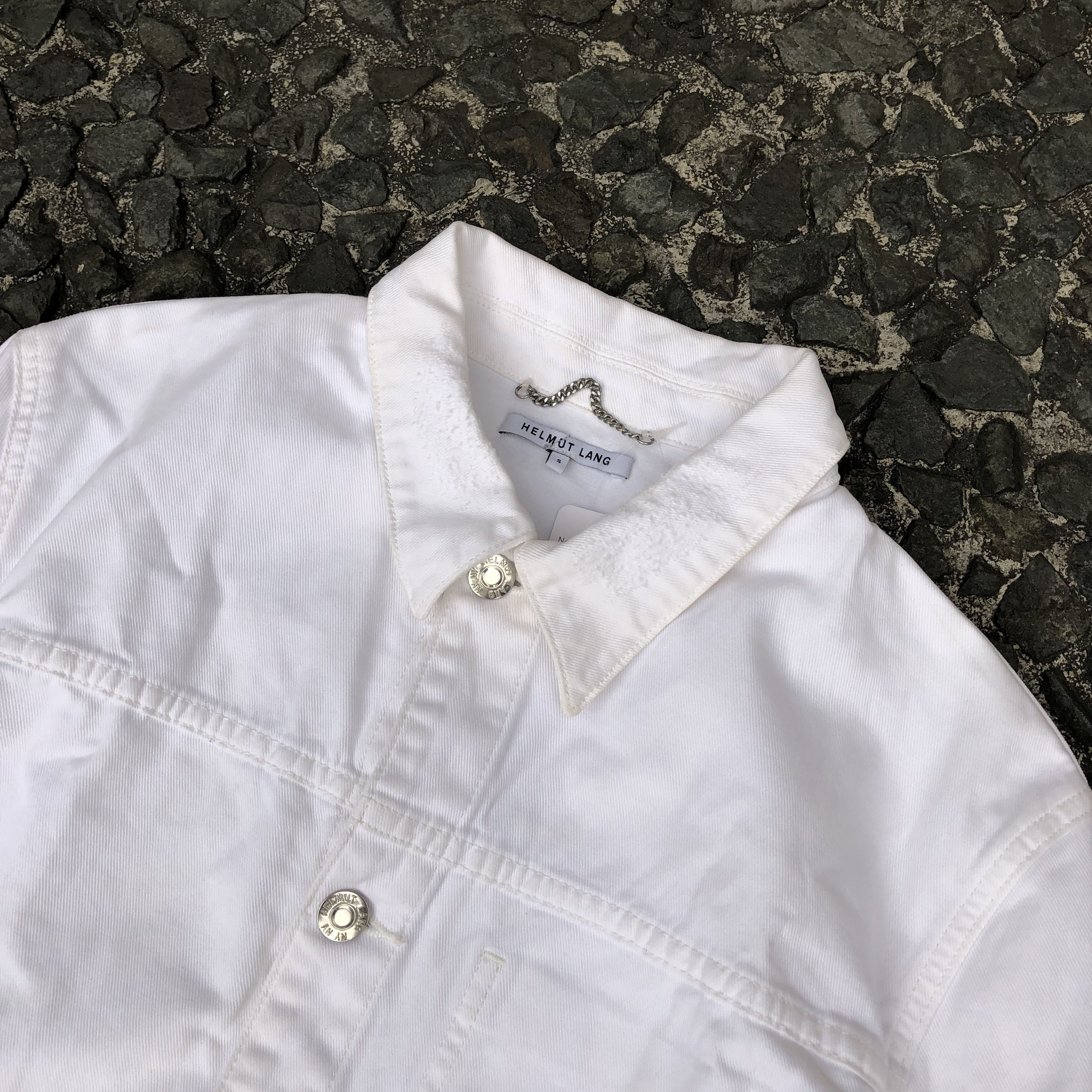 Helmut Lang Helmut lang Distressed Denim Jacket Size US S / EU 44-46 / 1 - 2 Thumbnail