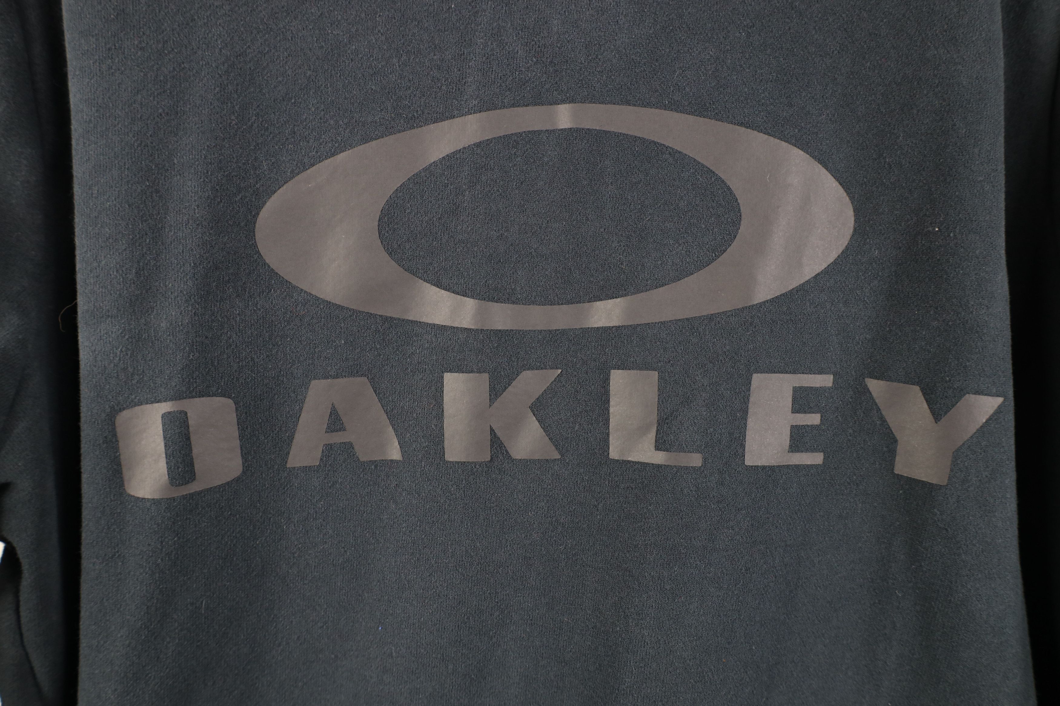 Oakley Vintage Y2K Oakley Fit Spell Out Big Logo Hoodie Sweatshirt Size US L / EU 52-54 / 3 - 4 Thumbnail