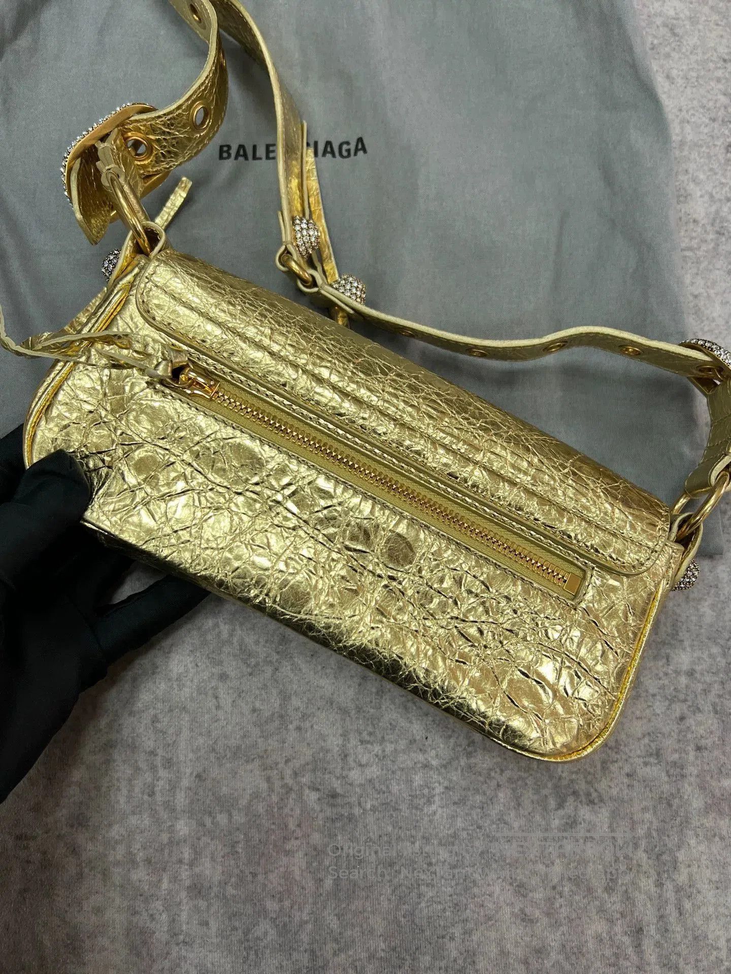 Balenciaga Balenciaga Gold Crystal Lecagole Bag. Size ONE SIZE - 4 Thumbnail