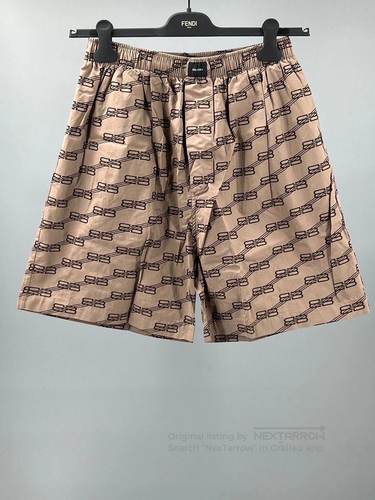 Balenciaga balenciaga men's logo print casual shorts. Size US 28 / EU 44 - 1 Thumbnail
