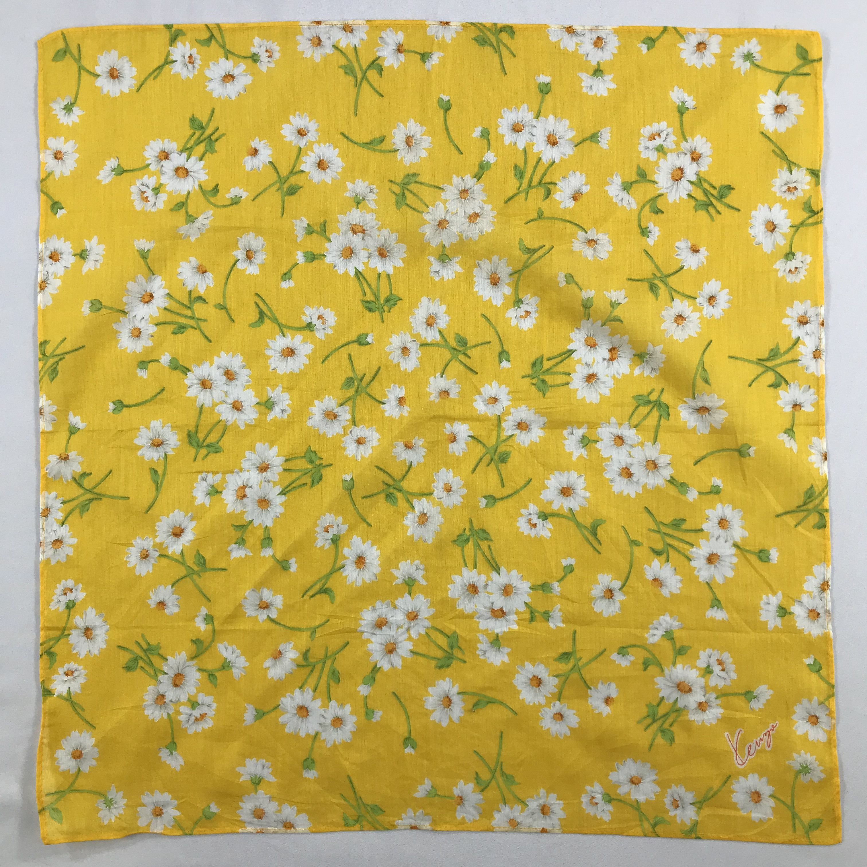 Kenzo × Vintage Kenzo Bandana / Handkerchief / Neckerchief - S2734A Size ONE SIZE - 1 Thumbnail