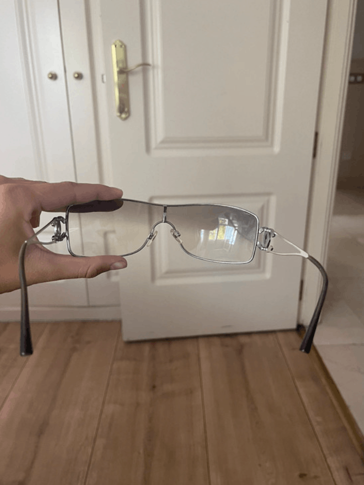 Chanel Chanel Sunglasses 4072-B CC Rhinestone Rimless 4017 Vintage Size ONE SIZE - 3 Thumbnail