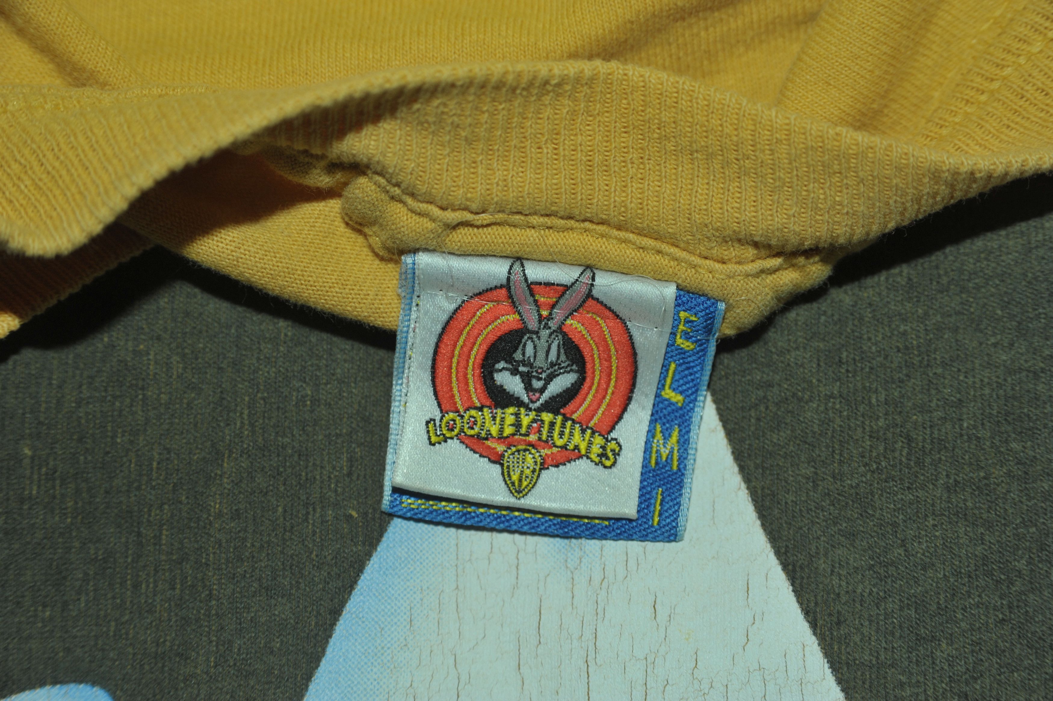 Vintage Vintage 90s Tweety Warner Bros T-shirt Size US XL / EU 56 / 4 - 5 Thumbnail