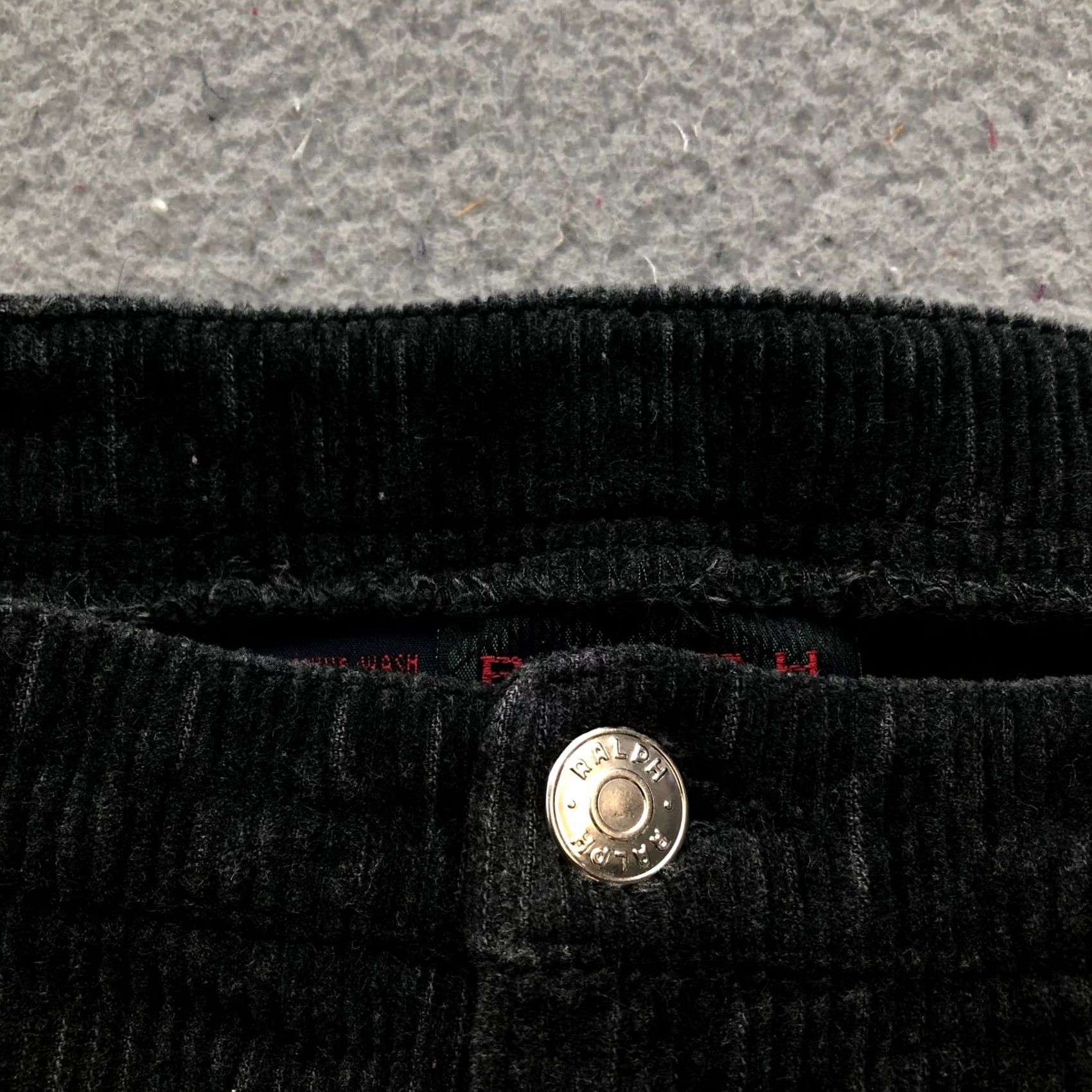 Ralph Lauren VINTAGE Ralph Lauren Corduroy Pants Womens 30x25 Black Flared Pockets Dress Pants Mens? Size 30" / US 8 / IT 44 - 5 Thumbnail