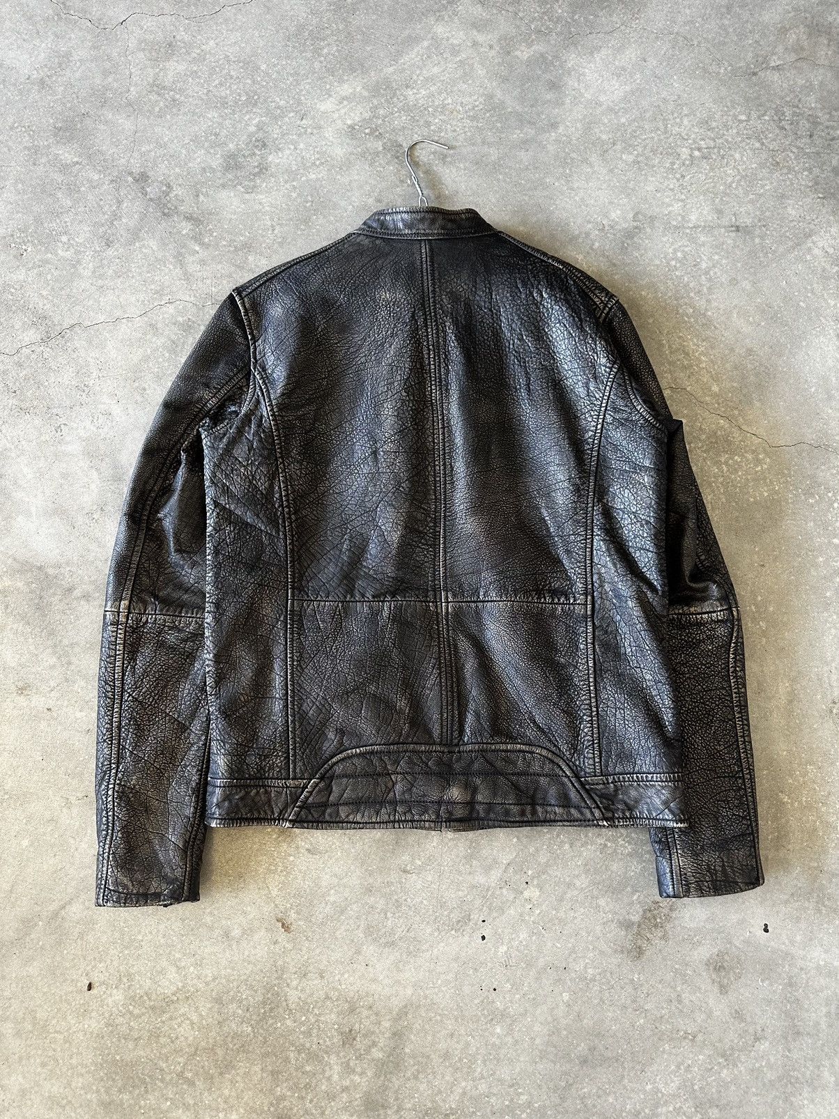 Vintage Vintage brown/black distressed leather jacket Size US M / EU 48-50 / 2 - 2 Thumbnail