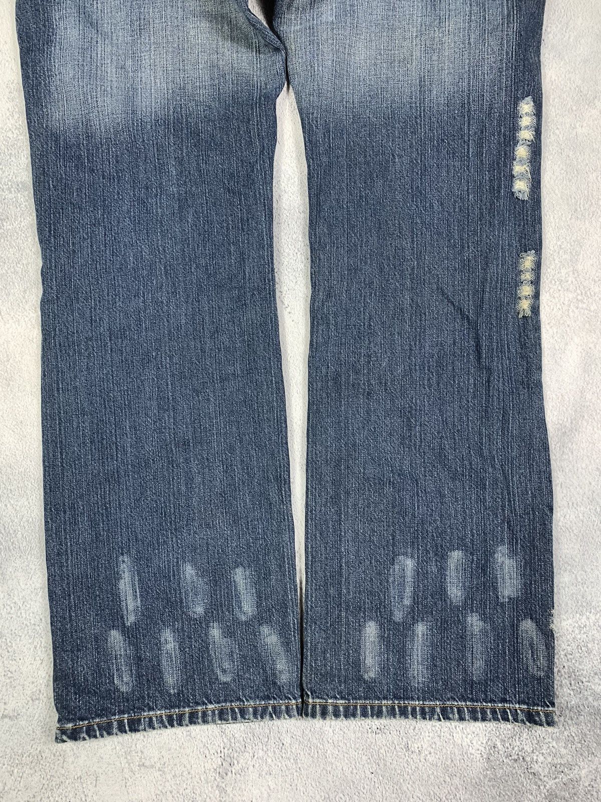 Vintage Vintage Y2K Faded straight denim jeans streetwear size 33x34 Size US 33 - 3 Thumbnail