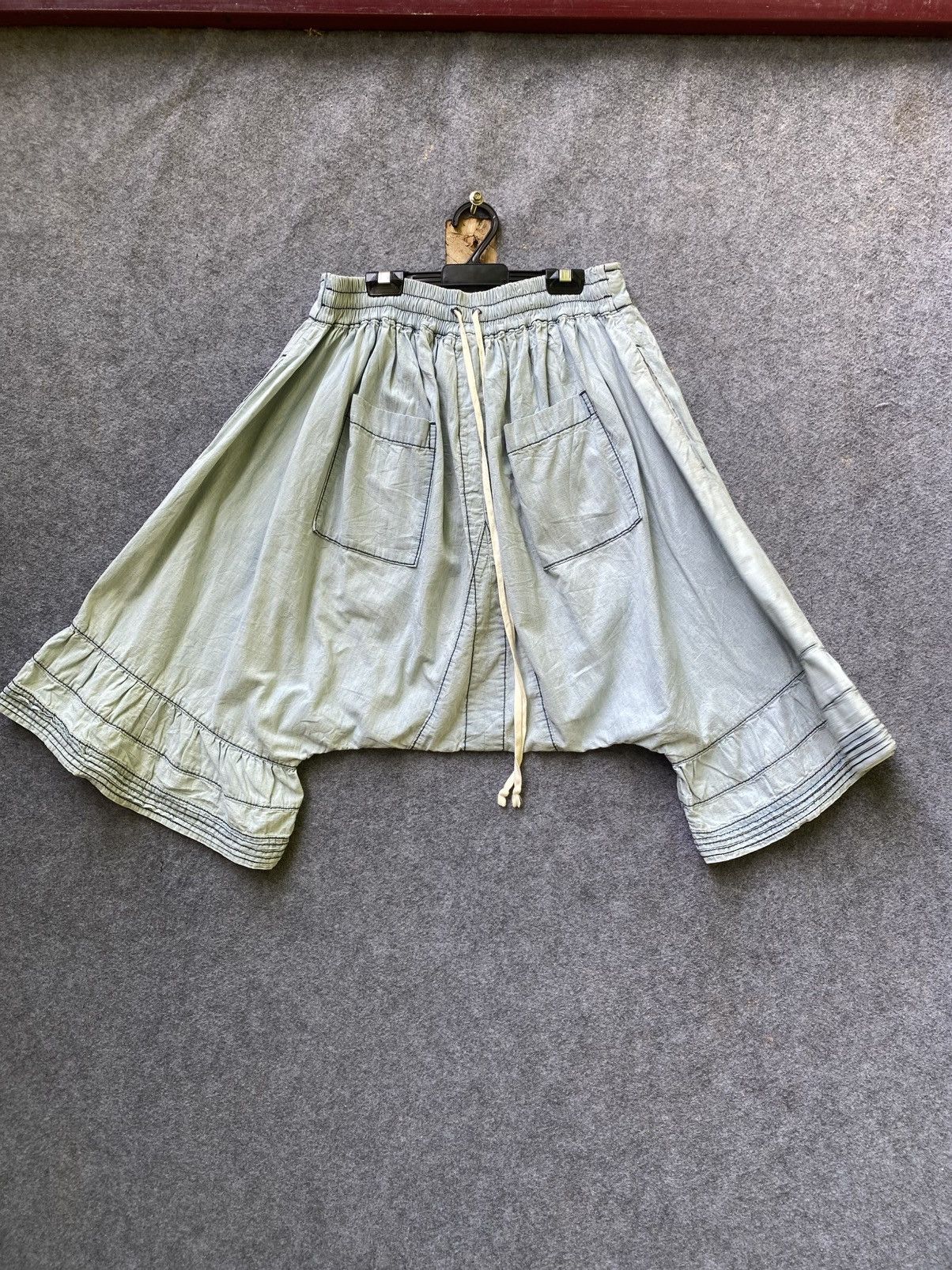 Comme des Garcons Tao Comme des Garçons Light Wash Denim Sarouel Pants Size 28" / US 6 / IT 42 - 1 Thumbnail