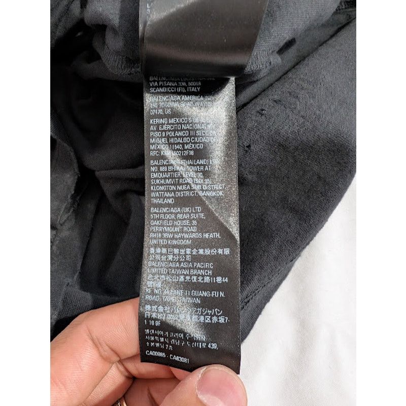 Balenciaga o1rshd1 Q:3 / Oversized T-Shirt in Washed Black Size US S / EU 44-46 / 1 - 19 Thumbnail