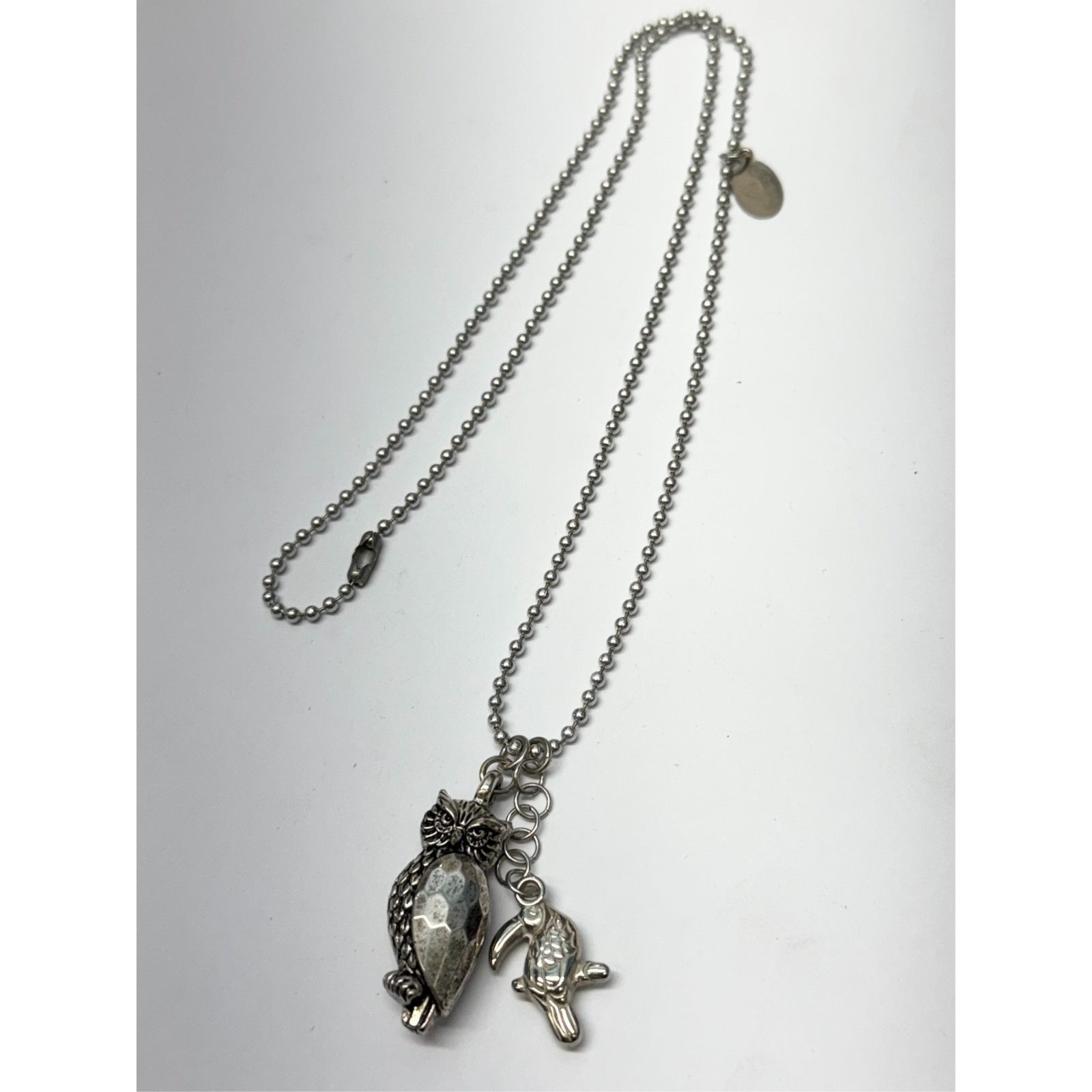 Vintage Vintage bead chain owl toucan bird charm necklace Size ONE SIZE - 2 Thumbnail