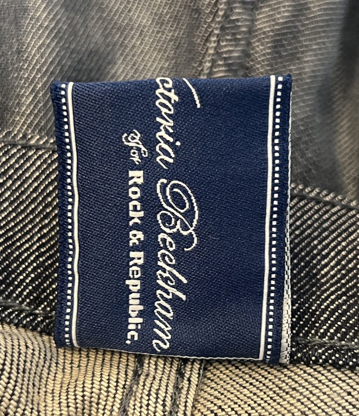 Jean Authentic Victoria Beckham Rock & Republic jeans gold crown Size 26" / US 2 / IT 38 - 5 Thumbnail