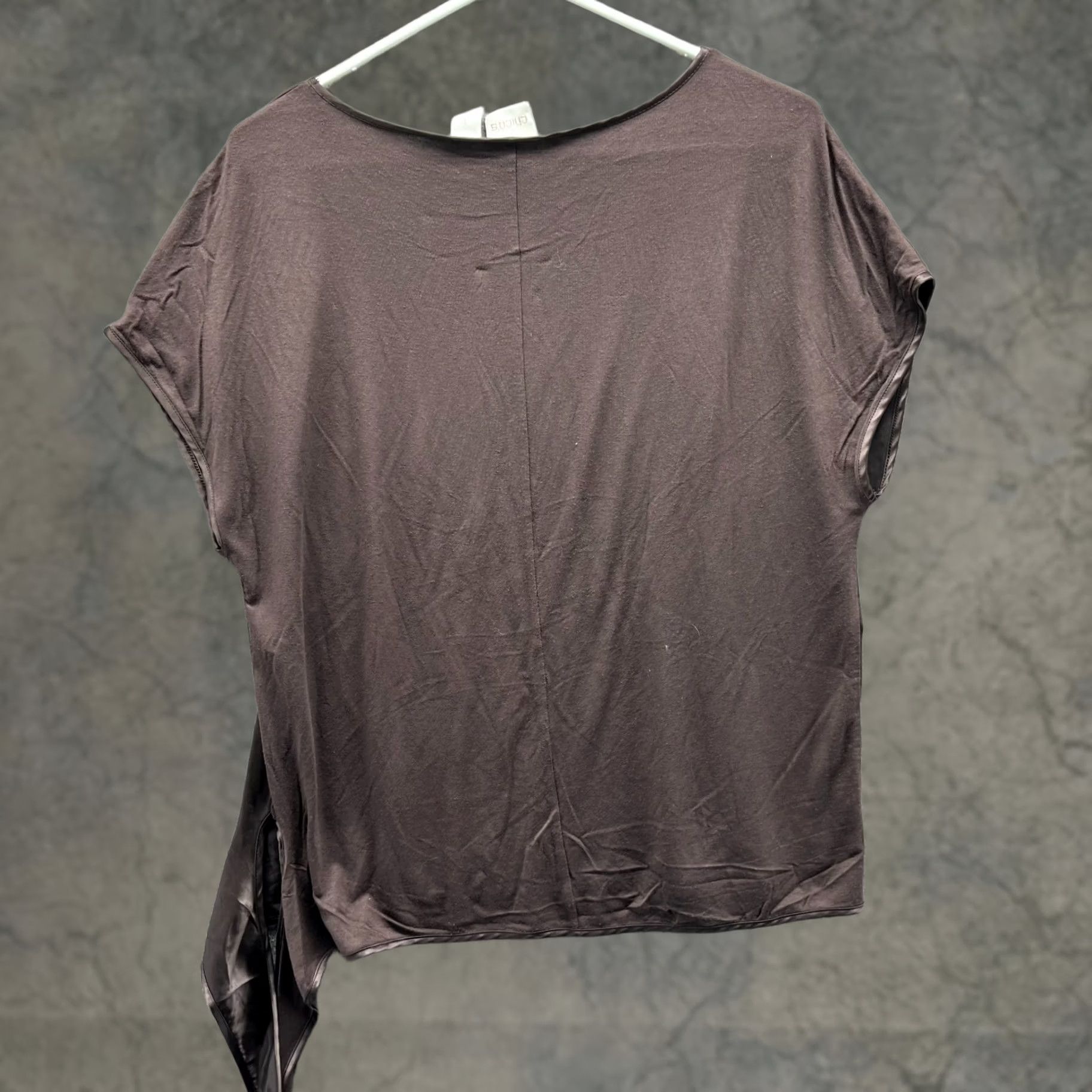 Vintage Chico's Blouse Womens 1 Brown Satin Short Sleeve Round Neck Asymmetrical Hem Shirt Size 1 Size XS / US 0-2 / IT 36-38 - 1 Thumbnail