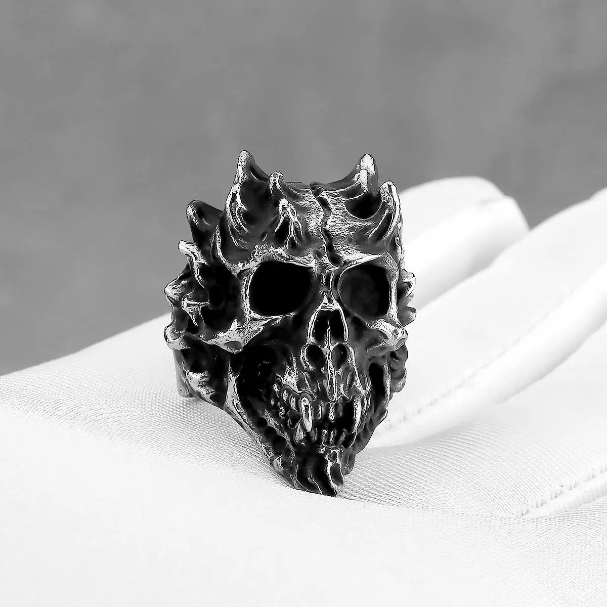 Vintage Scandinavian Viking Skull Ring Size 44 - 4 Thumbnail