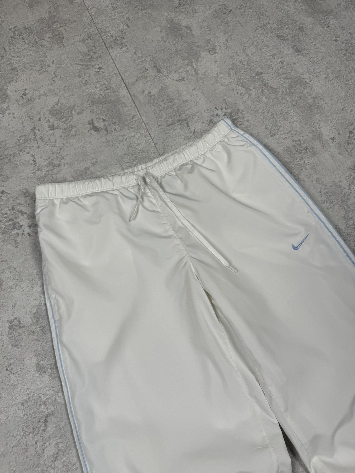 Nike Vintage Women's Nike Y2K Drill Track Pants Size S Size 27" / US 4 / IT 40 - 5 Thumbnail