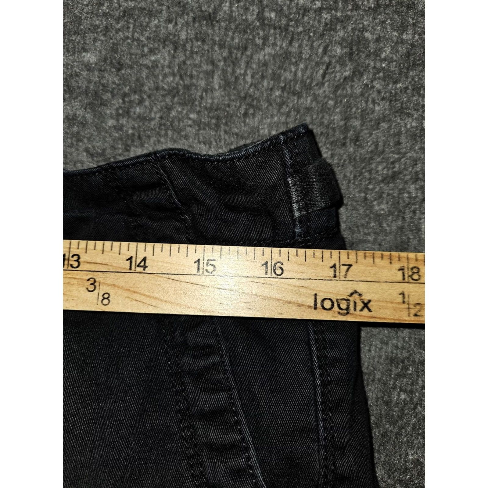 Polo Ralph Lauren Polo Ralph Lauren Cargo Pants Womens 10 Black Cropped Adjustable Utility Cargo Pants Womens 10 Black Cropped Adjustable Utility Size 32" / US 10 / IT 46 - 4 Thumbnail